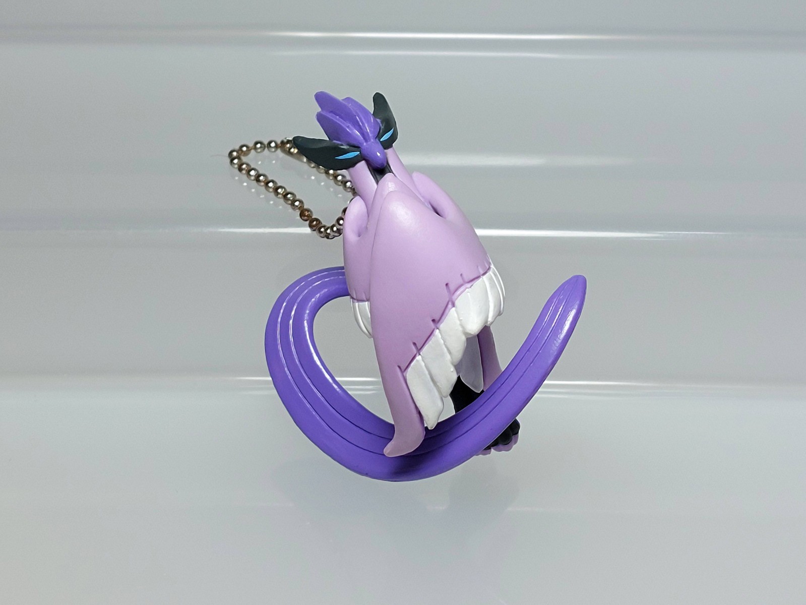 Galarian Articuno Pokemon Swing Collection Keychain Figure Bandai H02 2.4in