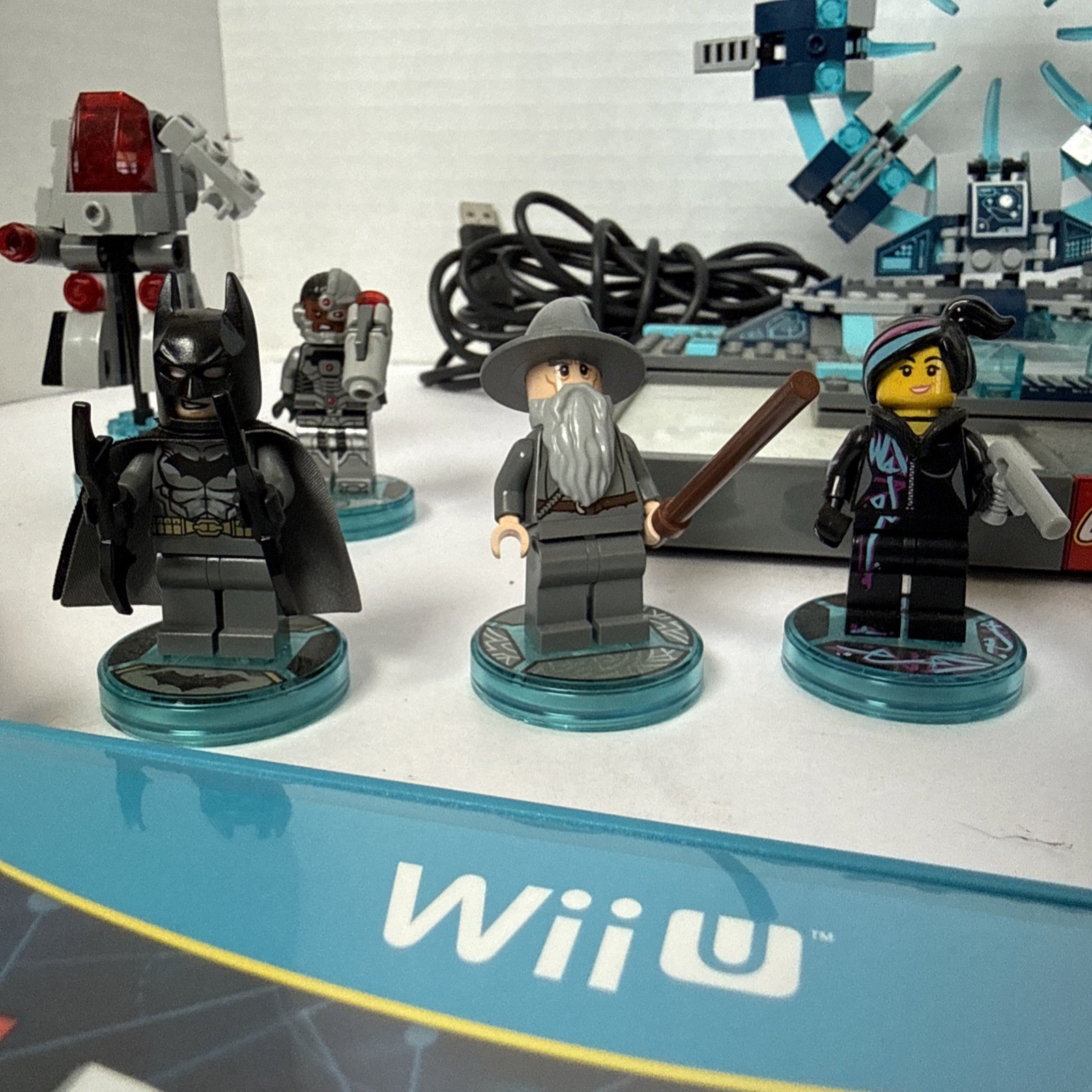LEGO Dimensions Lot Game / Portal + 7 Figures – Ninjago, Chima, Batman + Others