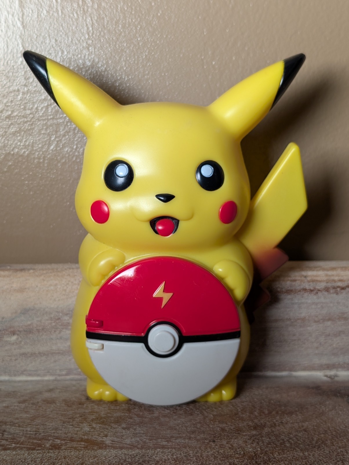 VINTAGE Pikachu Talking Calculator Pokémon Calculator 1999 – Clean WORKS