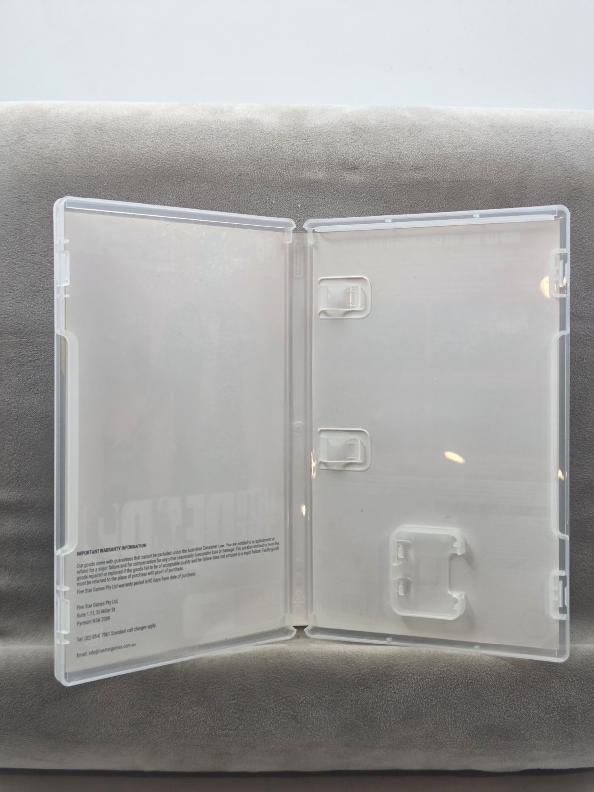 **CASE ONLY** Into The Dead 2 Nintendo Switch MA 15+ Pik Pok 2019 Video Game