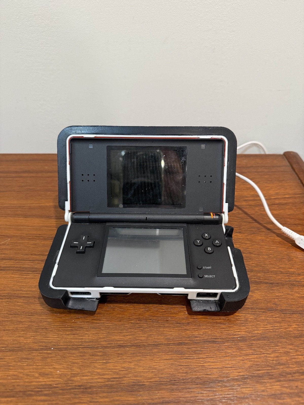 Nintendo DS Lite Red/Black Console In Box Tested Great Condition w/ Accessories