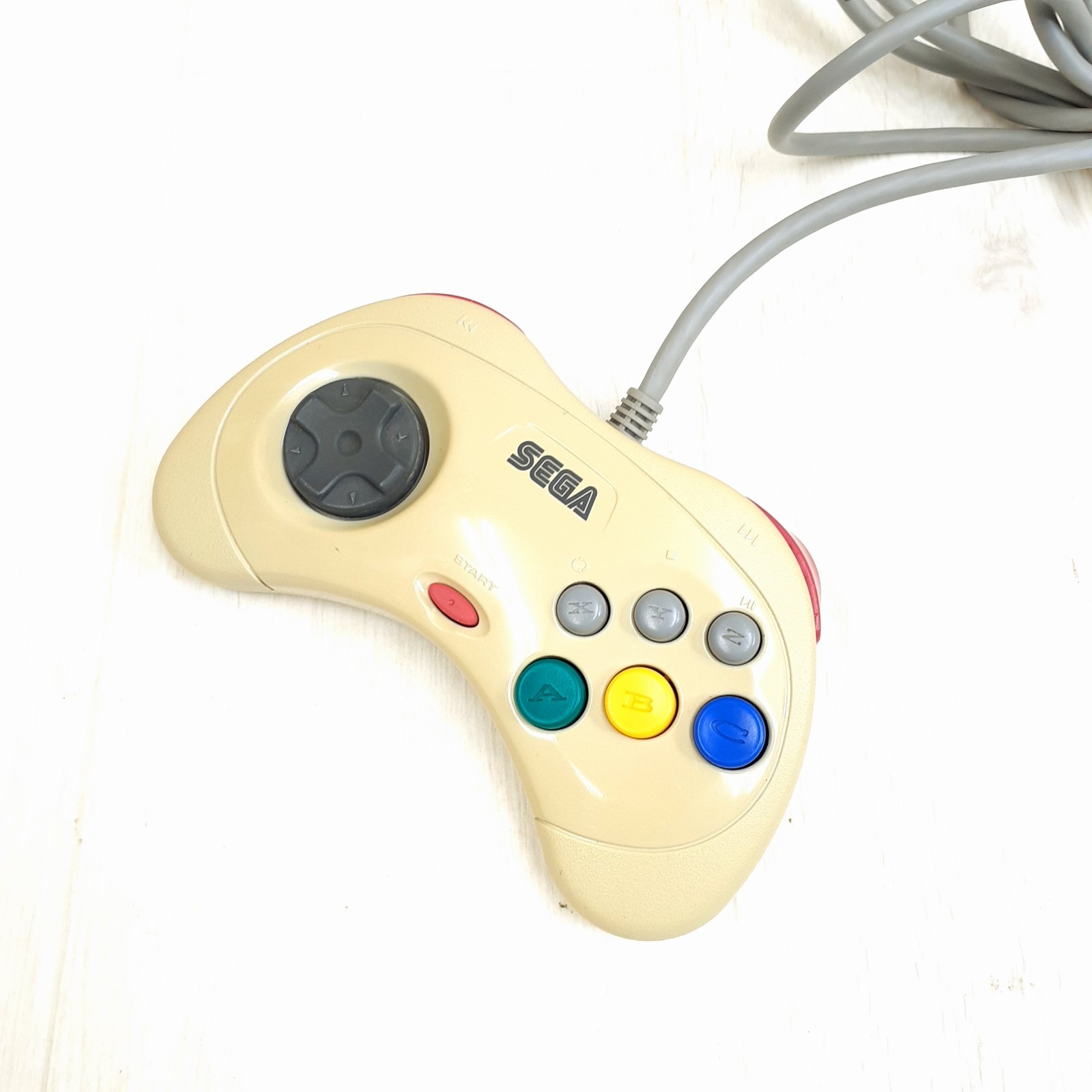Japanese Sega Saturn White Console Bundle with 6 Games Memory & 1 Controller