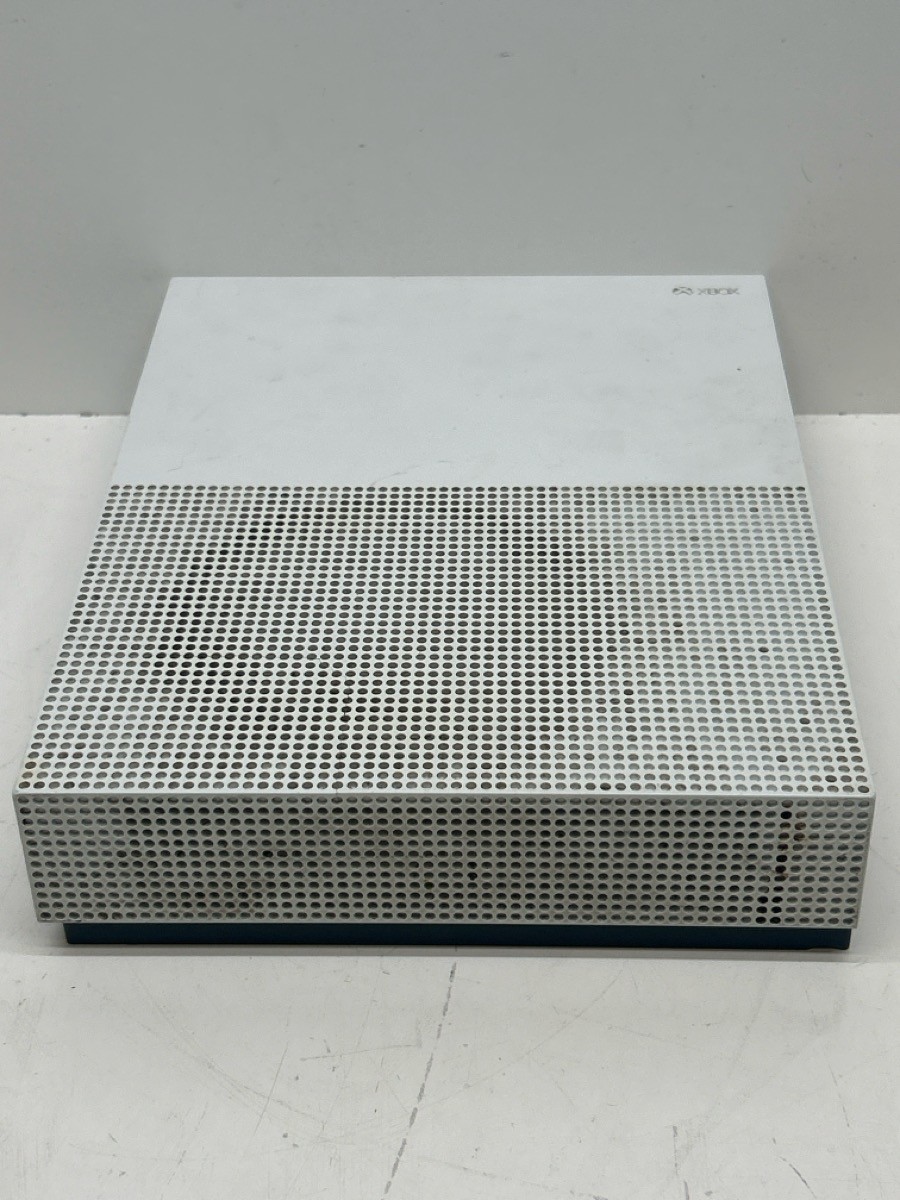 MICROSOFT XBOX ONE S – CONSOLE – 500GB – 1681 (P19020681)