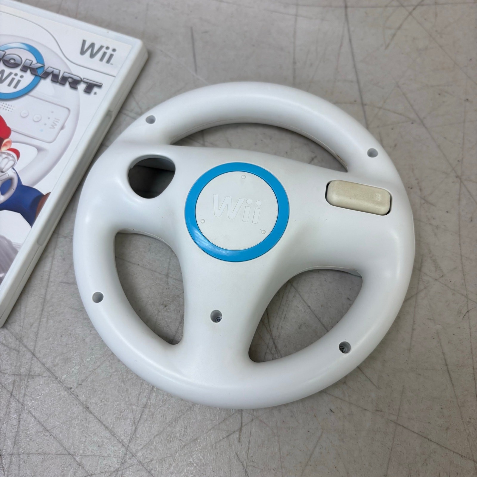 Mario Kart Wii Complete With Big Box And Wheel – Nintendo Wii (2008) Pre Owned