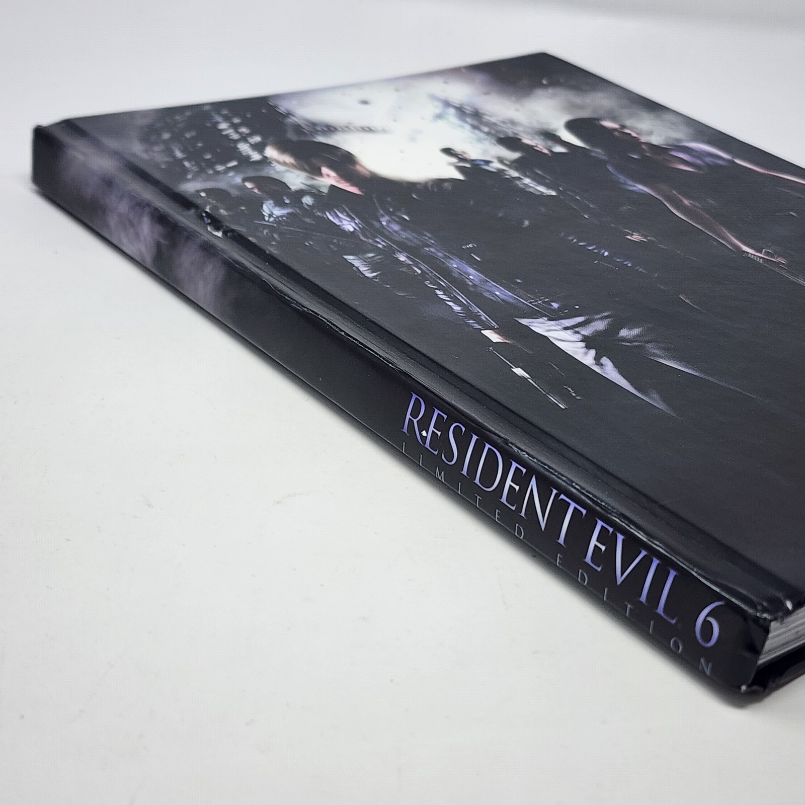 Resident Evil 6 Limited Edition Hardcover Strategy Guide PS3 Xbox 360 BradyGames