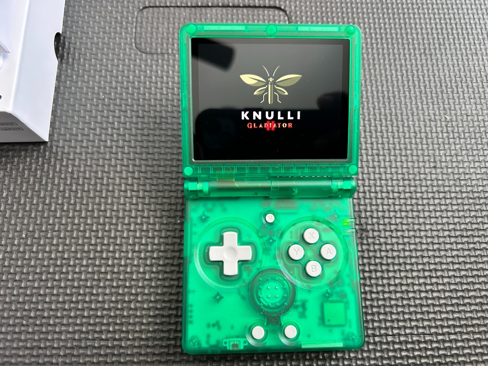 ANBERNIC RG35XX SP (TRANSPARENT GREEN) KNULLI 2 OS (64GB GAME CARD) (GXRG)