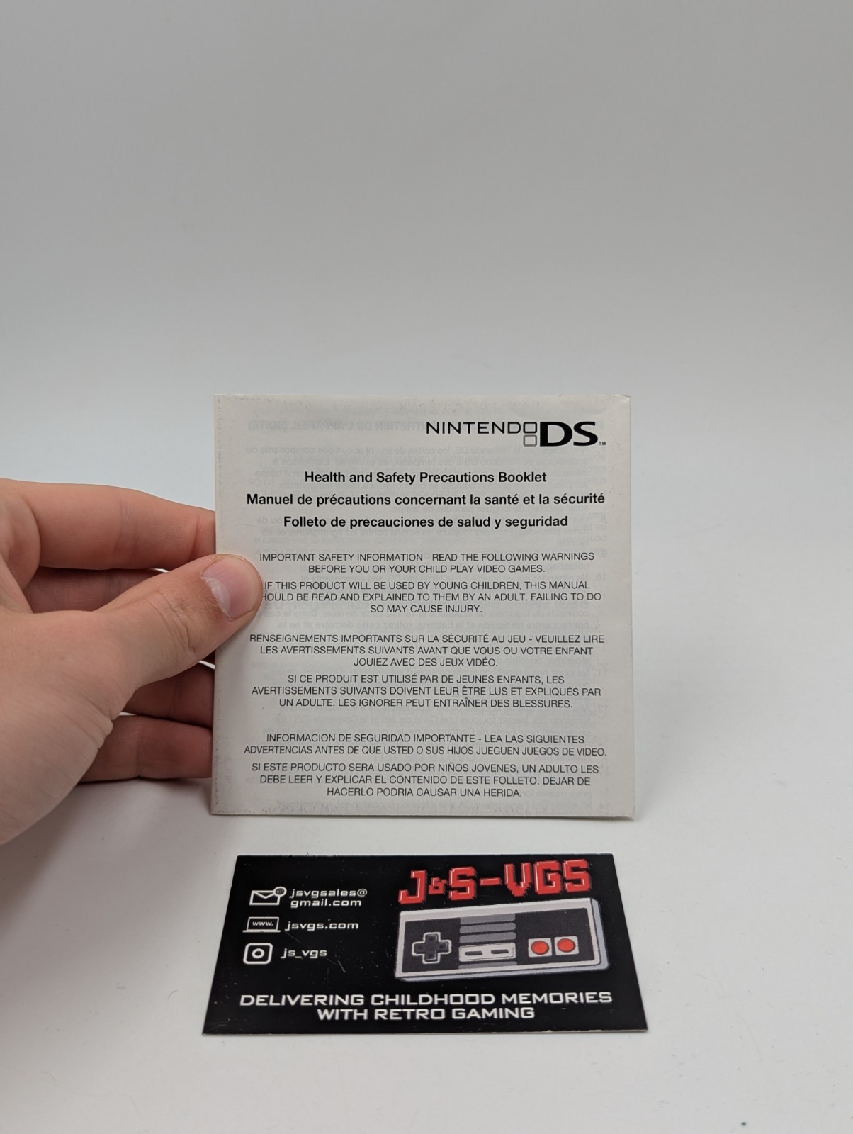 Pokemon Black Version 2 Nintendo DS CIB Complete All Inserts