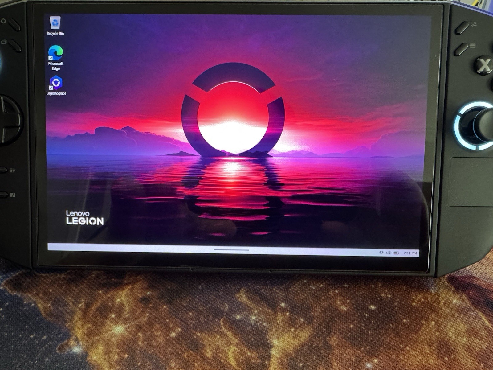 Lenovo Legion Go 2 32GB RAM/1TB STORAGE w/carrying case and original box