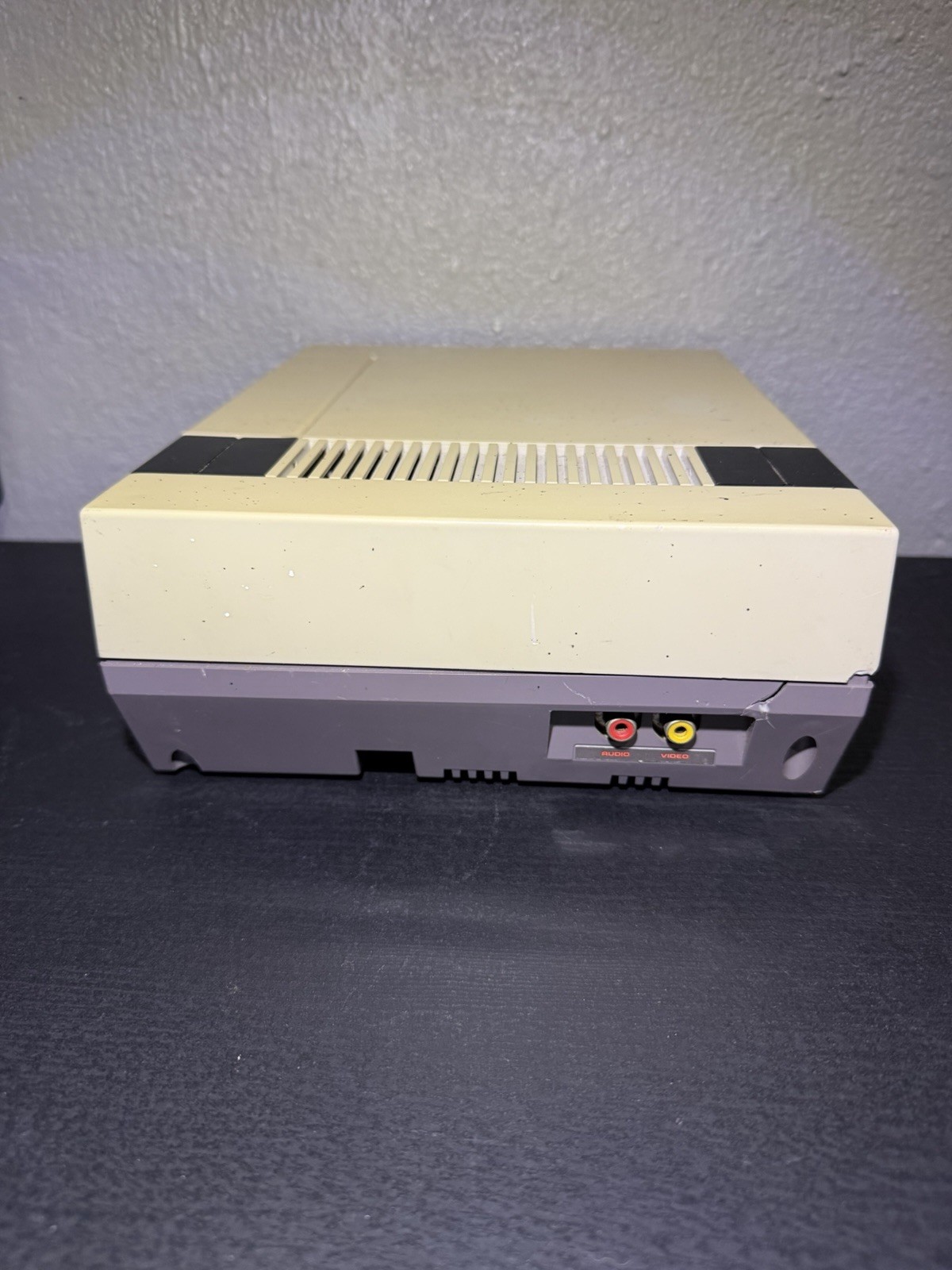 Nintendo NES Console Tested & Working OEM Power/AV Cables No Controller Yellowed