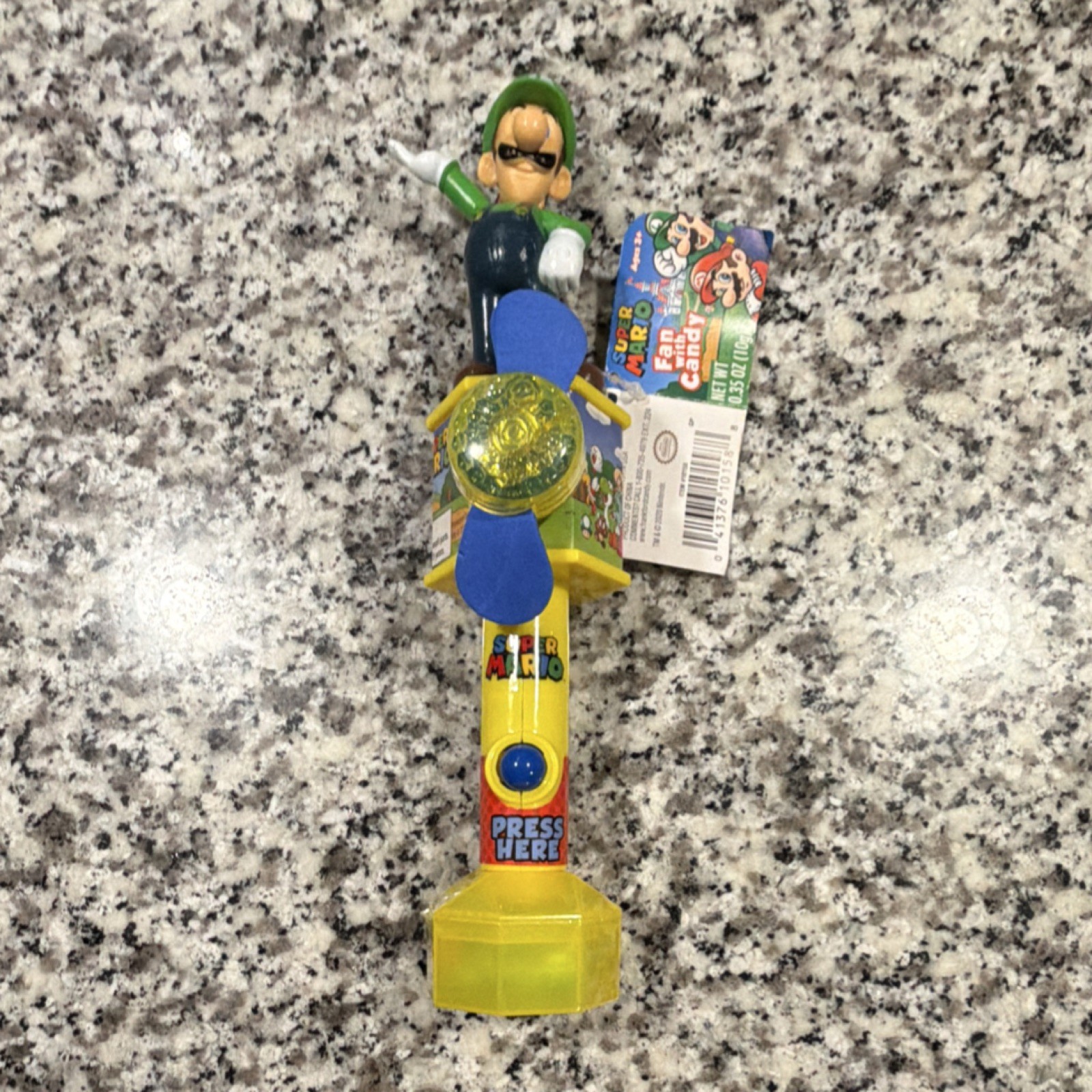 Frankford Super Mario Fan with Candy Luigi Mario Yoshi Battery Powered 2020