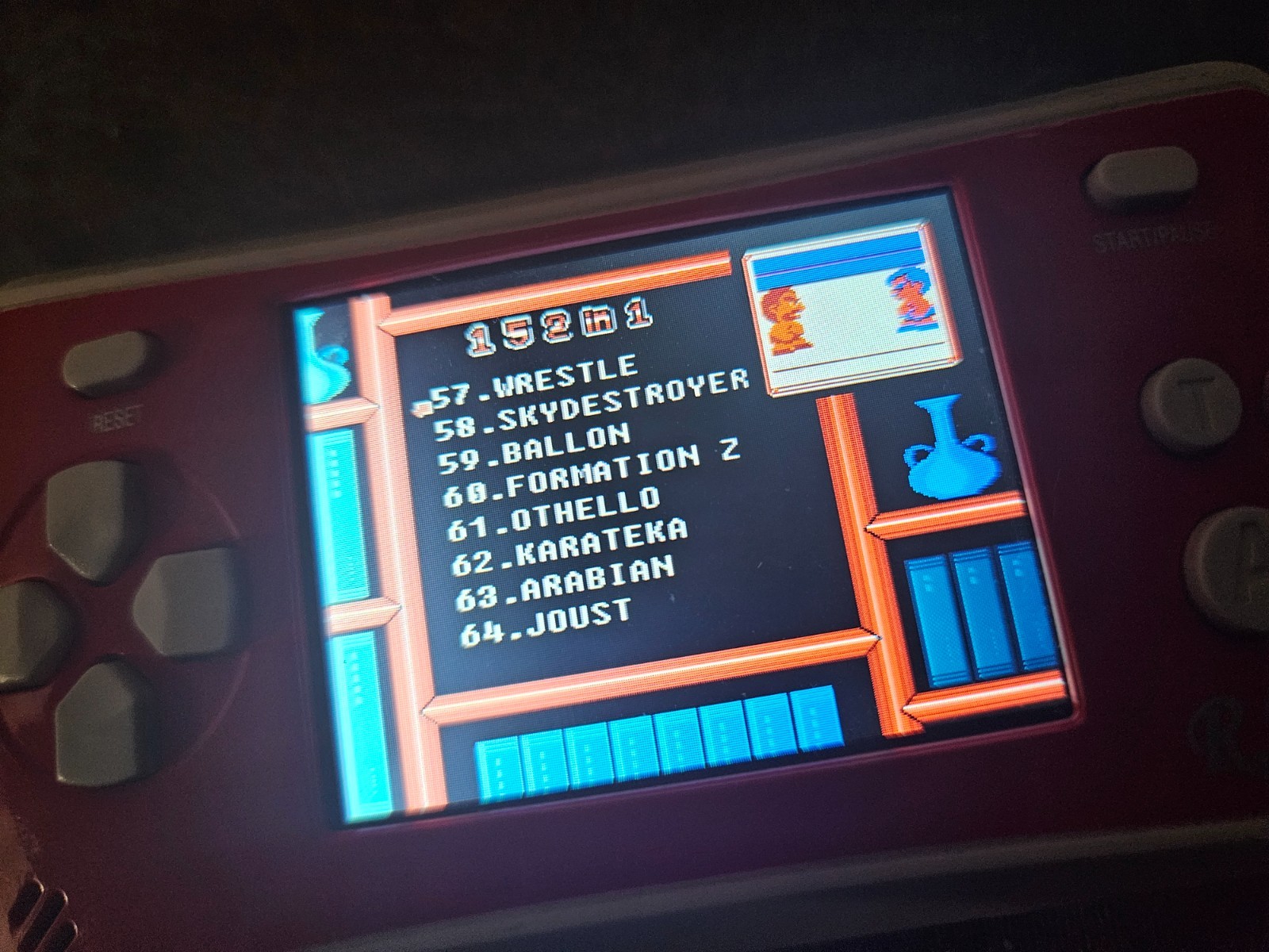 152 in 1 RS-1 – RARE VINTAGE-STYLE HANDHELD VIDEO GAME CONSOLESMB PORTABLE RS-I