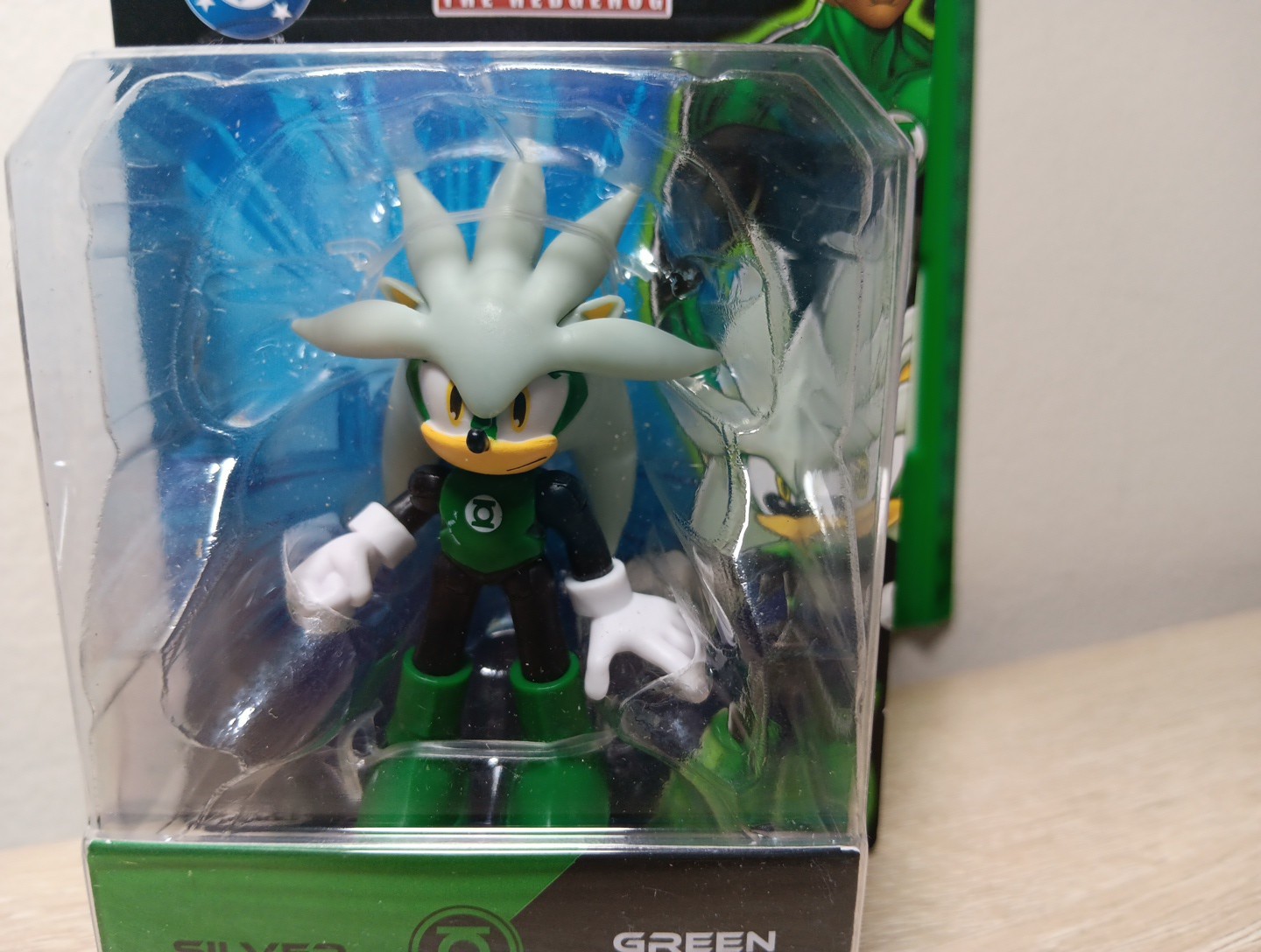 2.5″ KNUCKLES SUPERMAN + SILVER GREEN LANTERN Sonic the Hedgehog DC Comics Jakks