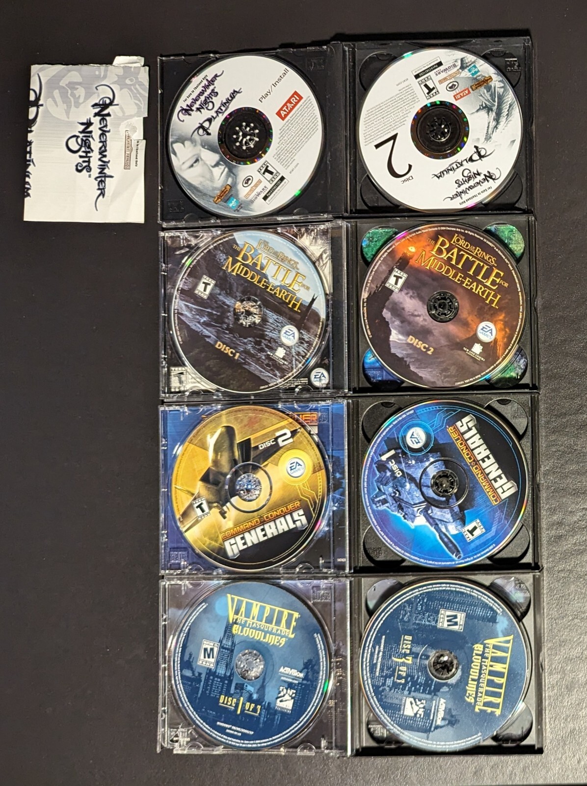 Lot of 12 PC Computer CD-ROM – DVD – Video Games Assorted
