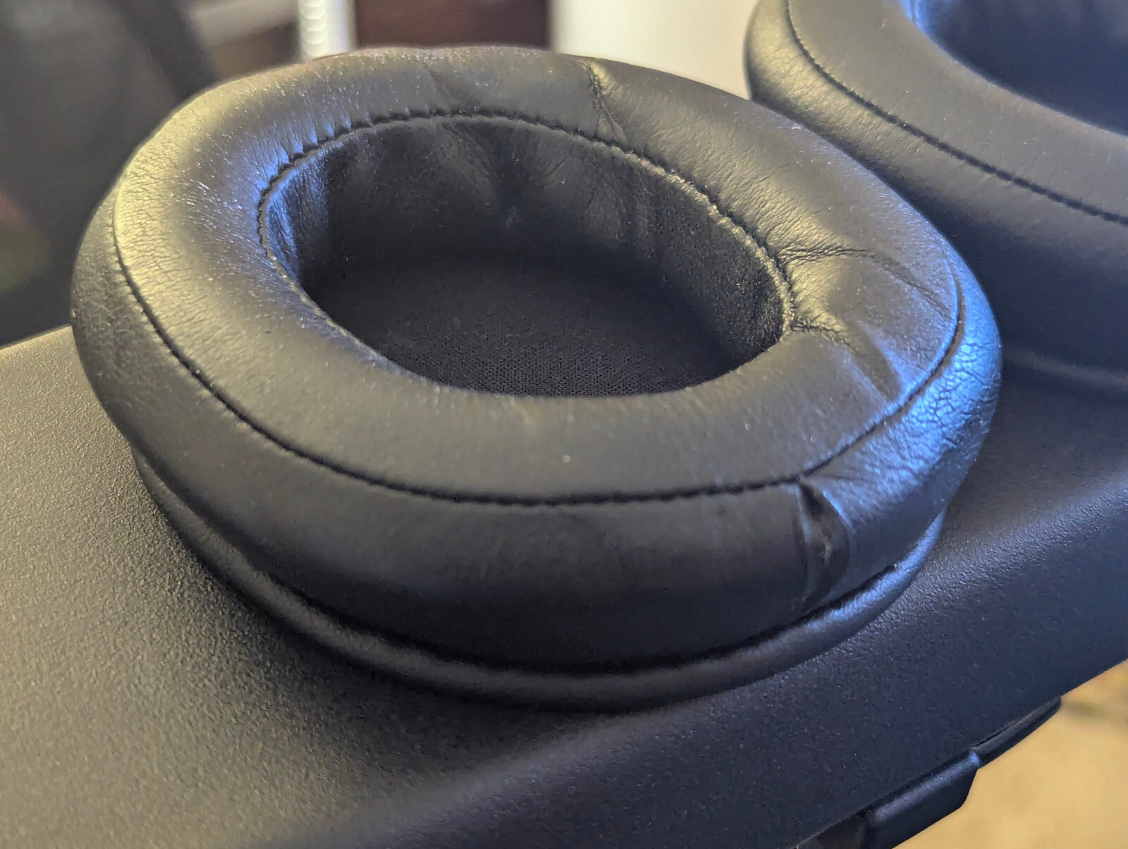 SteelSeries Arctis Pro Black Soft Synthetic Leather + Memory Foam Ear Cushions