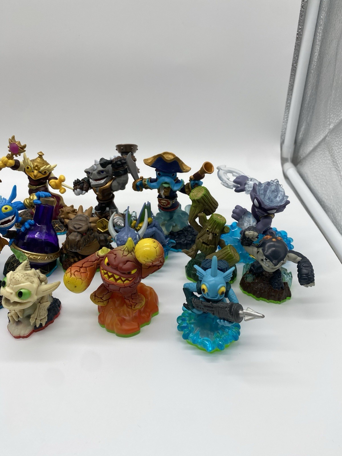 Huge Skylanders Lot Swap Force Kickoff Eruptor Funny Bone Bash Scorp Grilla