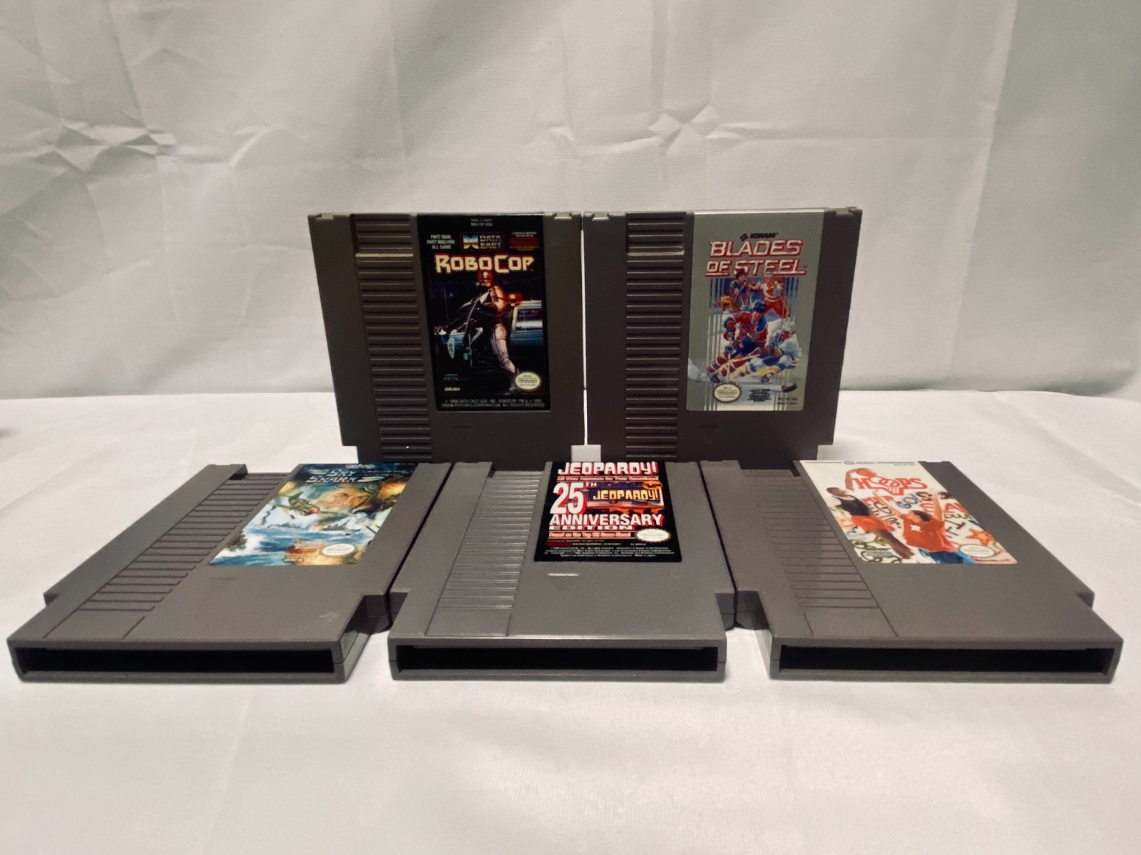 Nintendo NES Console Bundle 4 Controllers NES Advantage 5 Games + Cords