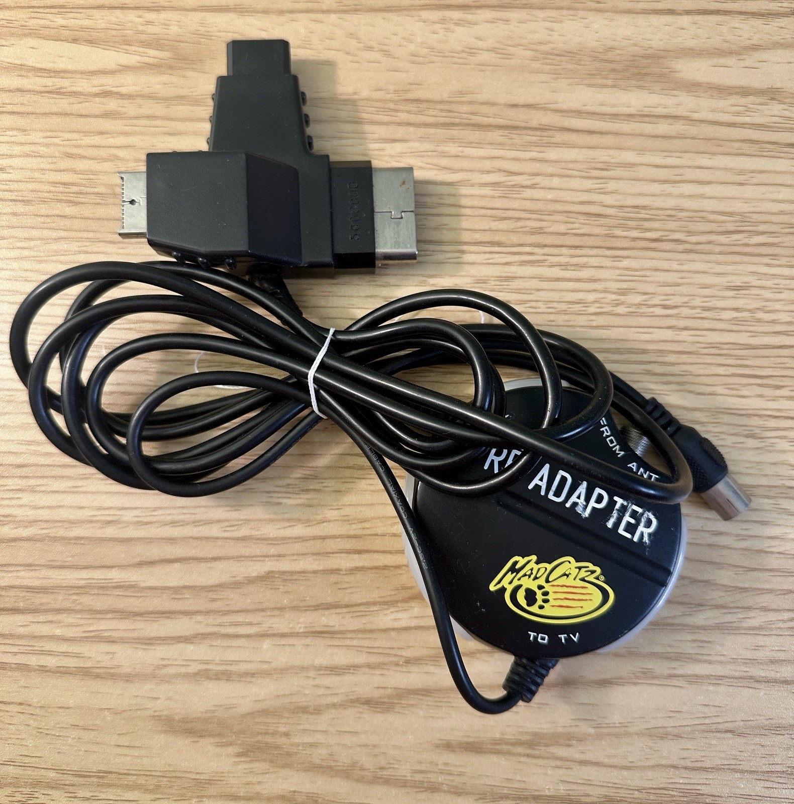 Mad Catz Auto RF Adapter Switch Nintendo N64 GameCube PS1 PS2 OG Xbox Model 6004