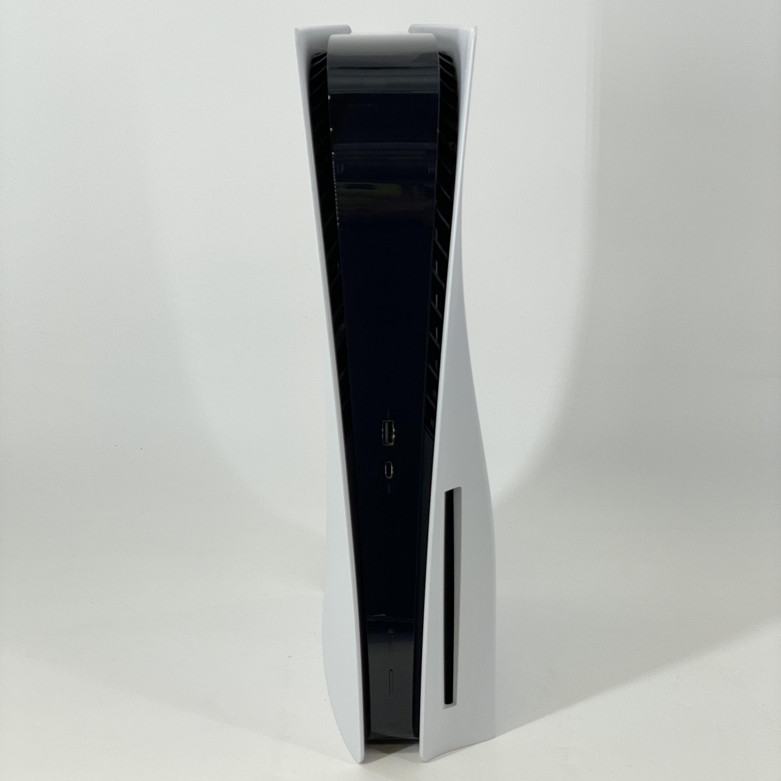 Sony PlayStation 5 Disc Edition Console White 825GB + 2TB w/ HDMI – Very Good