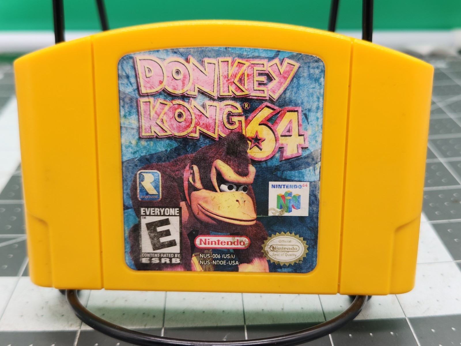 Nintendo – Donkey Kong 64 (N64) Yellow Game Cartridge- Untested