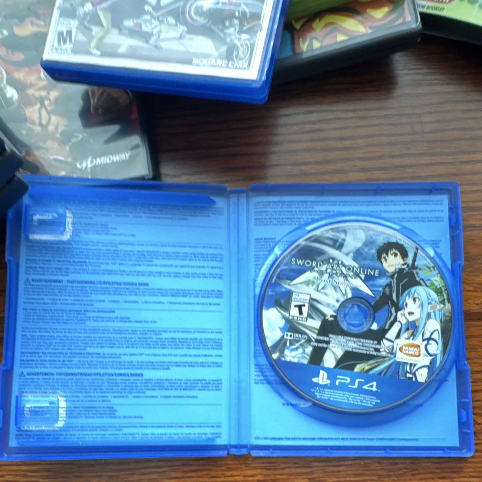 BANDAI NAMCO Sword Art Online: Lost Song PS4 Disc & Case, MP/Online, T