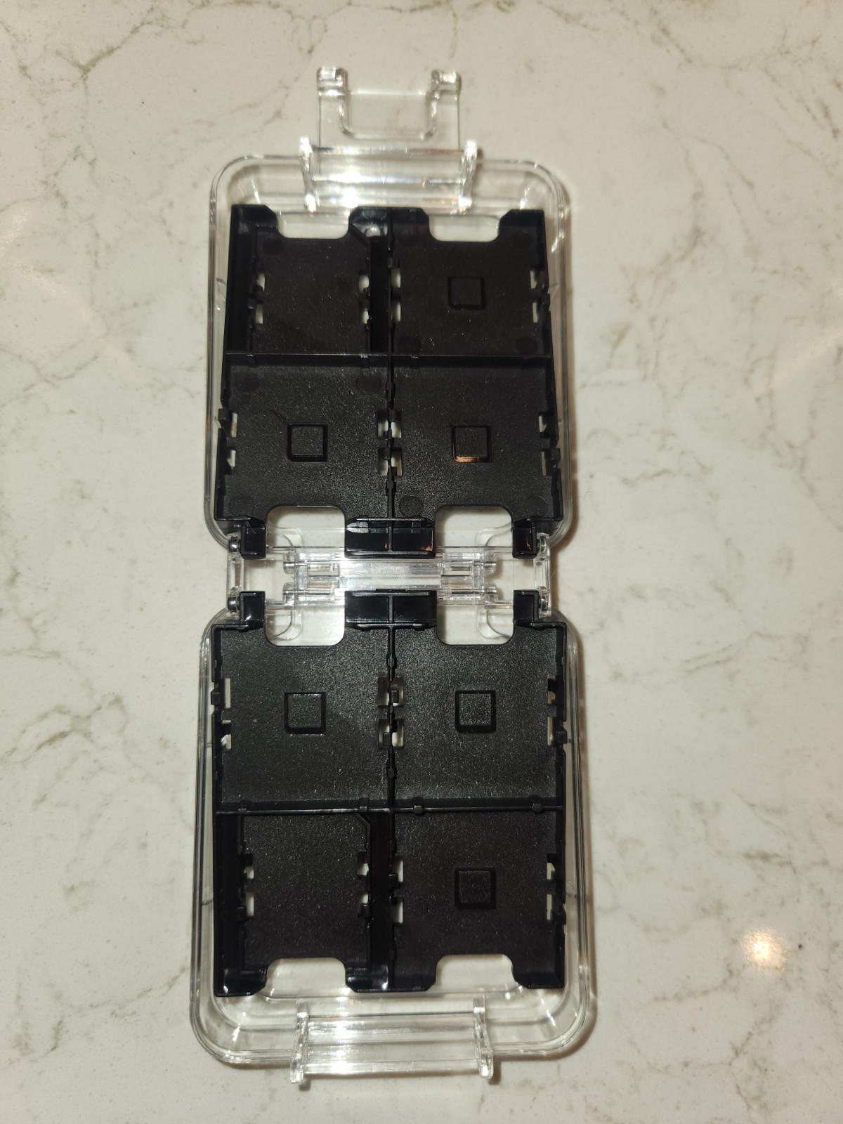 OEM Nintendo Game Hard Case DS 3DS Cartridge Holder Clear & Black Holds 16 Carts