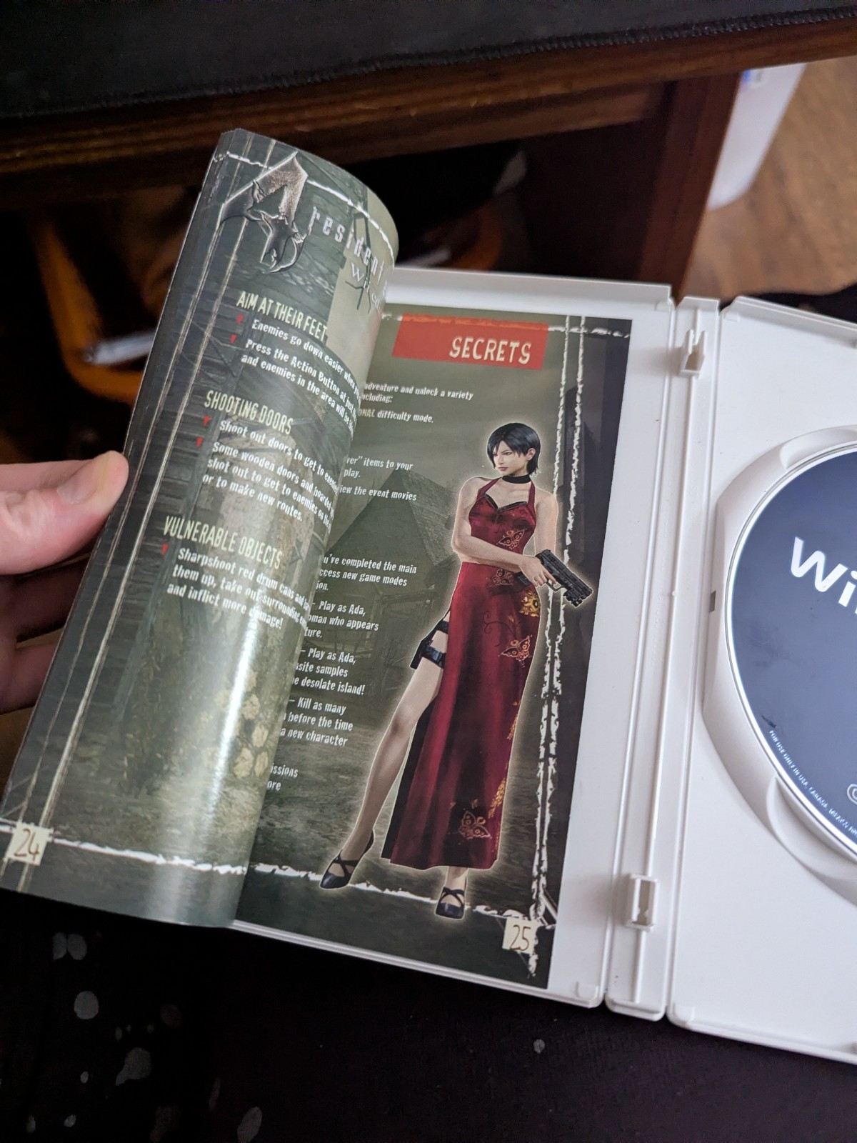 Resident Evil 4 — Wii Edition (Nintendo Wii, 2007)
