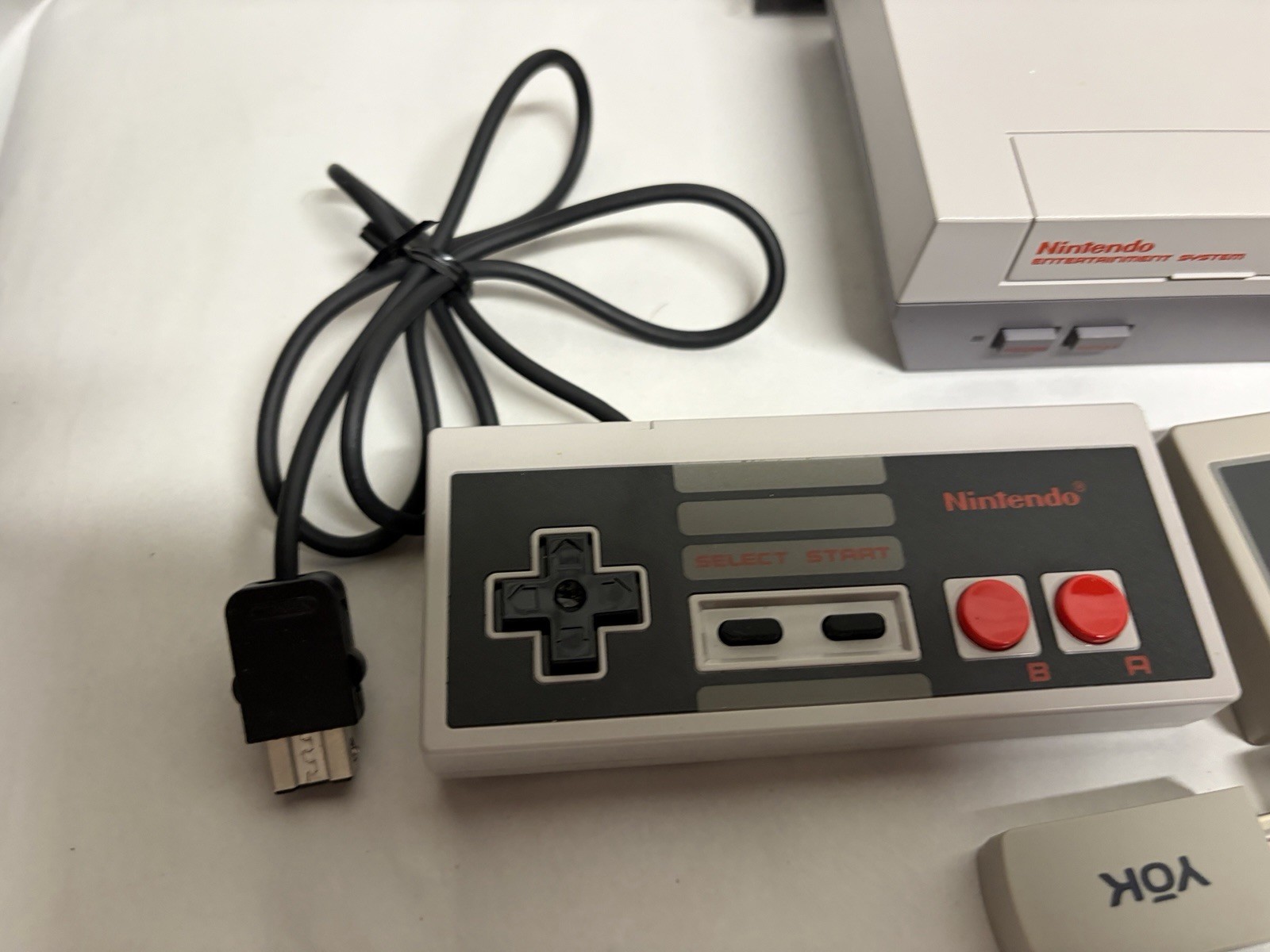 Nintendo NES Classic Edition Mini Authentic Model CLV-001 TESTED W 3 Controllers