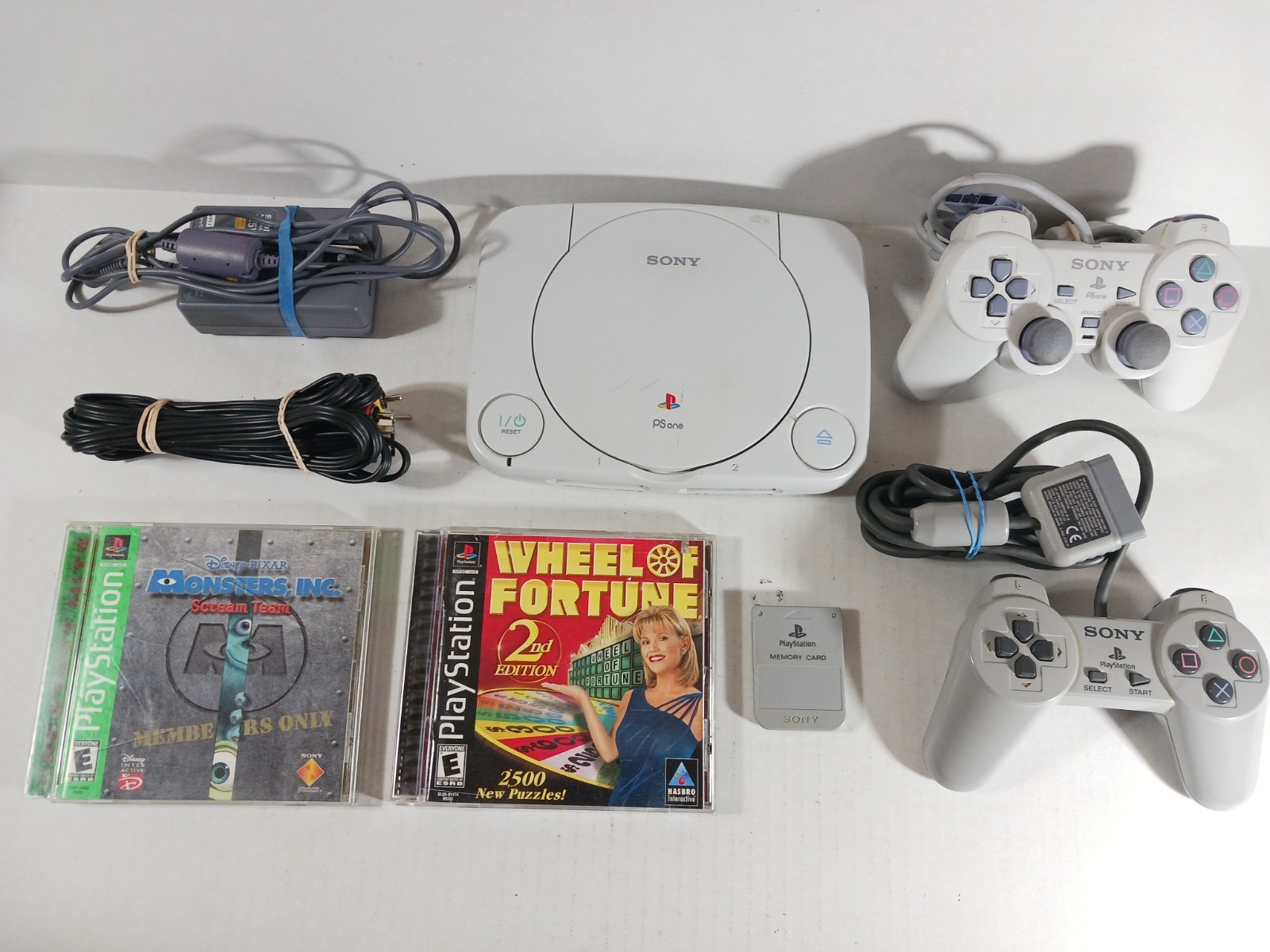 Sony PlayStation 1 PS1 Starter Set OEM Cords Memory Tested Lot Wear SCPH-101