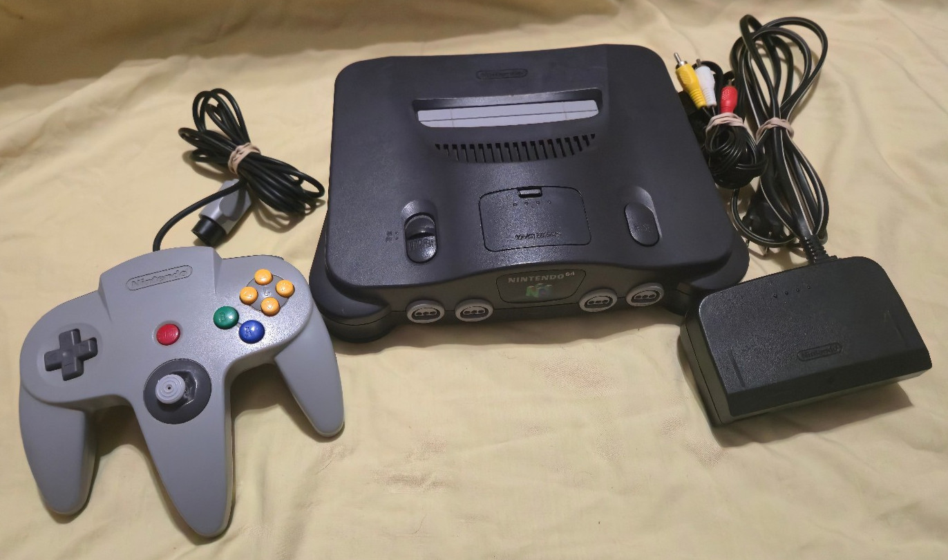 Nintendo 64 N64 Console NUS-001 (USA) Bundle w/ Controller And Cables TESTED