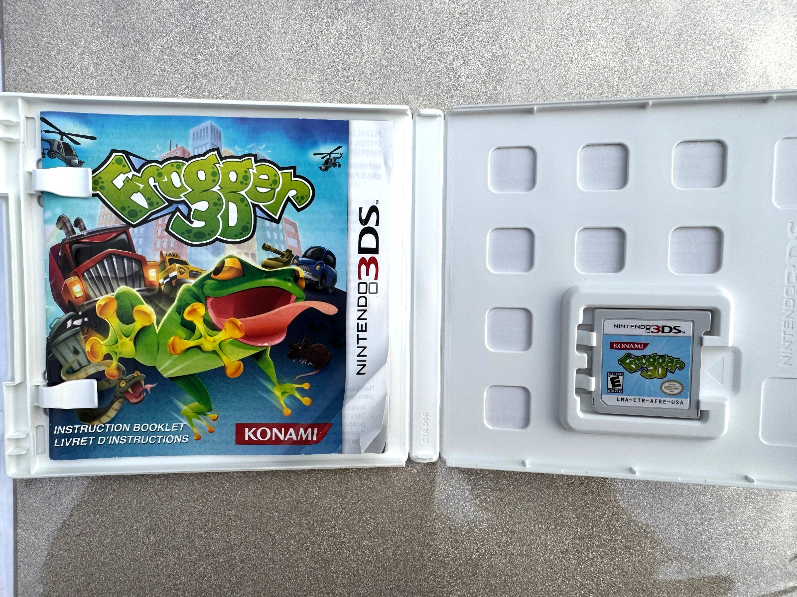 Frogger 3D (Nintendo 3DS, 2011) Konami – COMPLETE CIB – Tested Working