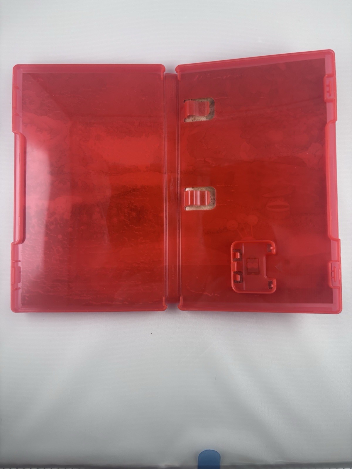 Yoshi and the Mysterious Book – Paper Cover/Slip Damage