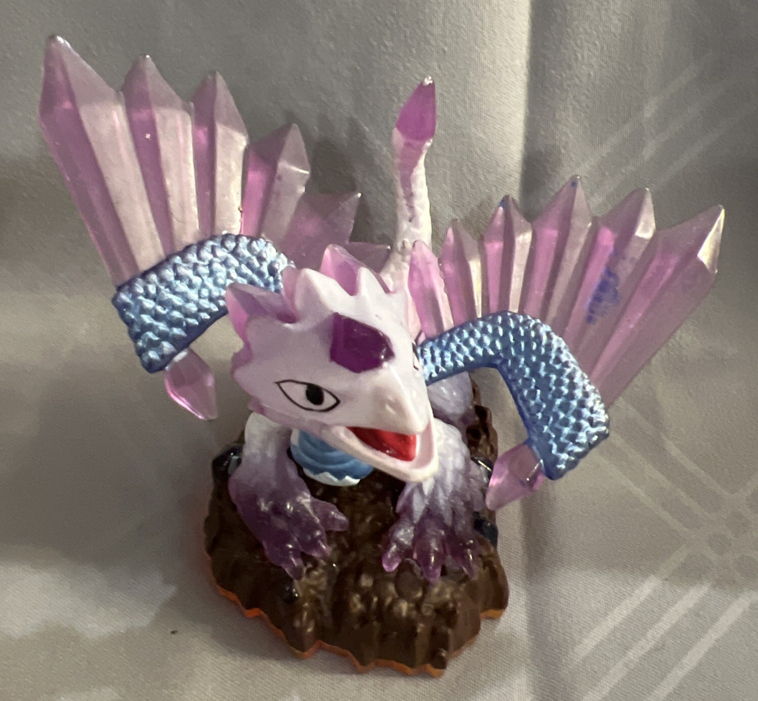 Skylanders Giants FLASHWING Earth Element Figure With Card