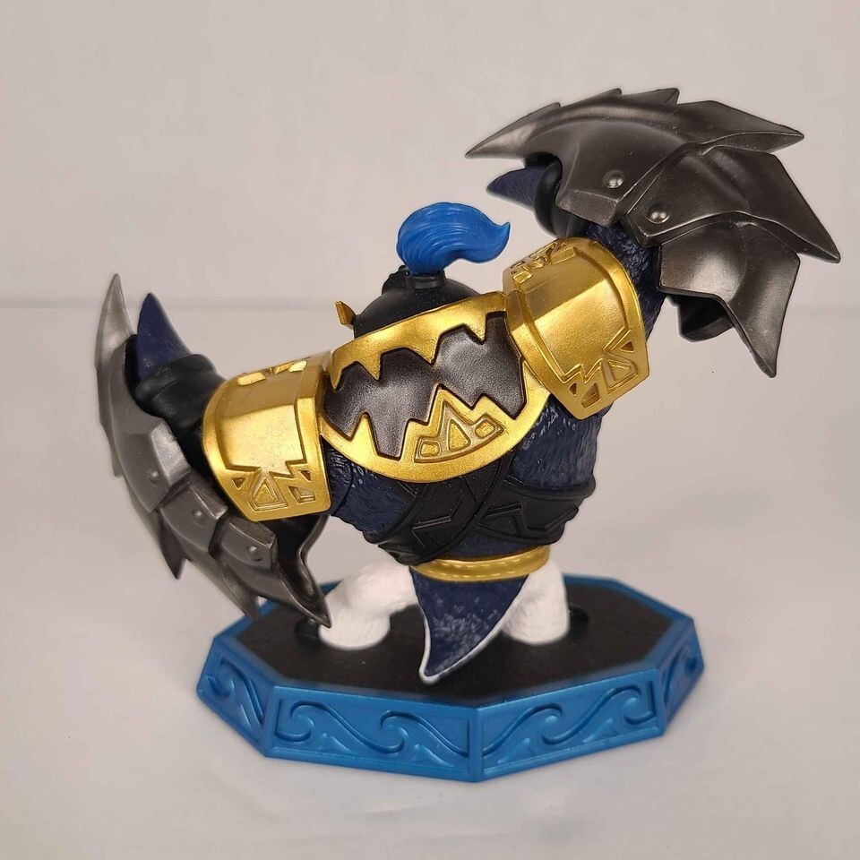 Skylanders King Pen Imaginators Sensei Master King Pen Karate Penguin 2016