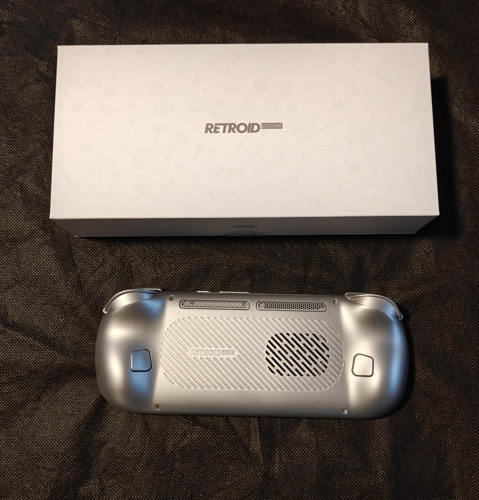 Retroid Pocket 6 12GB 128GB Silver Stick Top OLED Handheld Gaming Console
