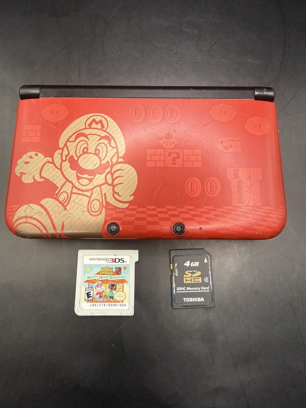 Nintendo 3DS XL Rare LE Super Mario Bros Red comes w/ Animal Crossing & 4 GB SD