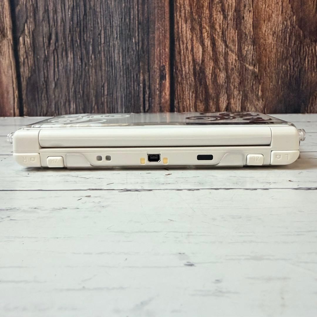 3DS/2DS/DS Nintendo 3Dsll Red-001 Pearl White Charger With Software Japan