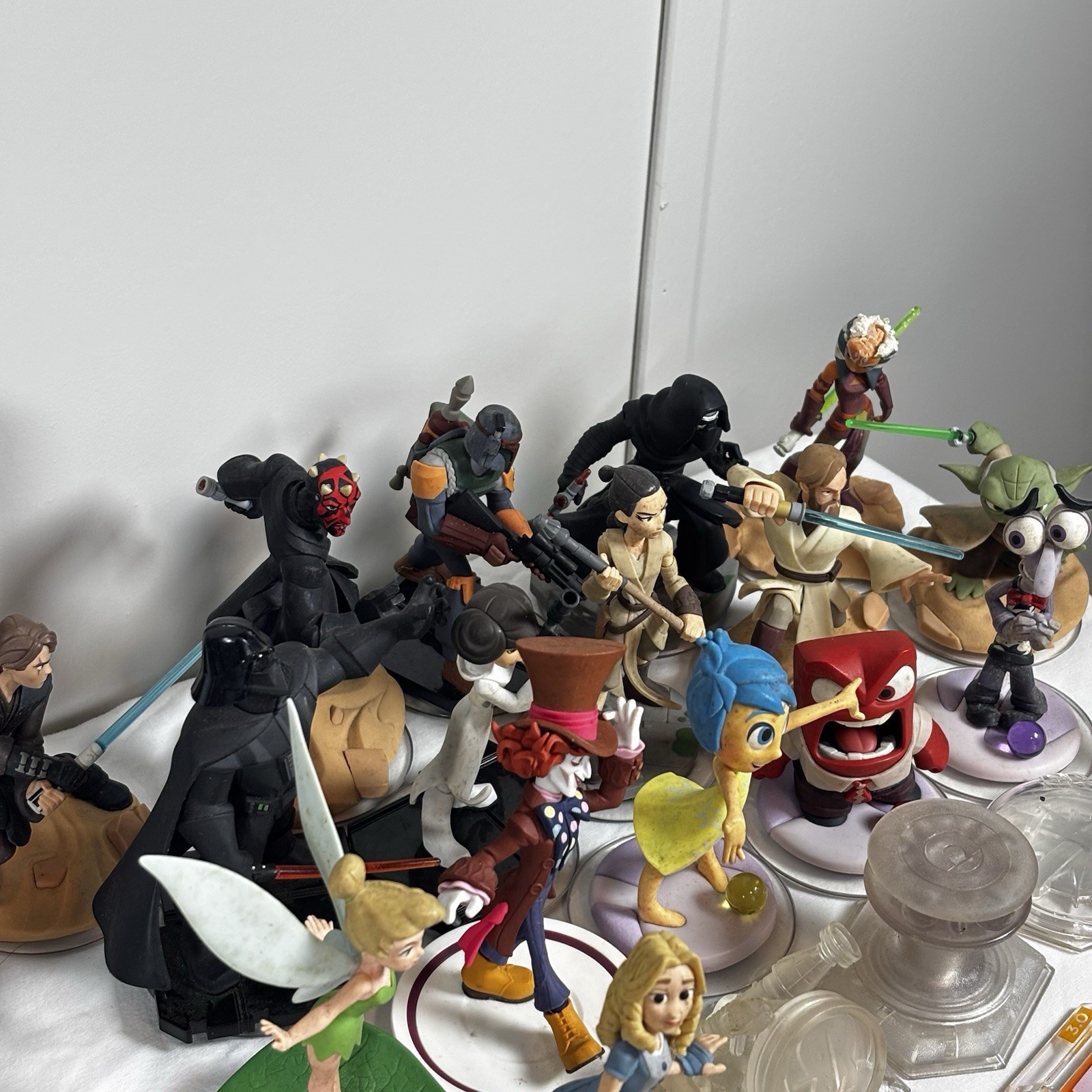 Disney Infinity Xbox 360 Mega Bundle – 32 Figures, 1.0, 2.0 & 3.0, Portal, Games