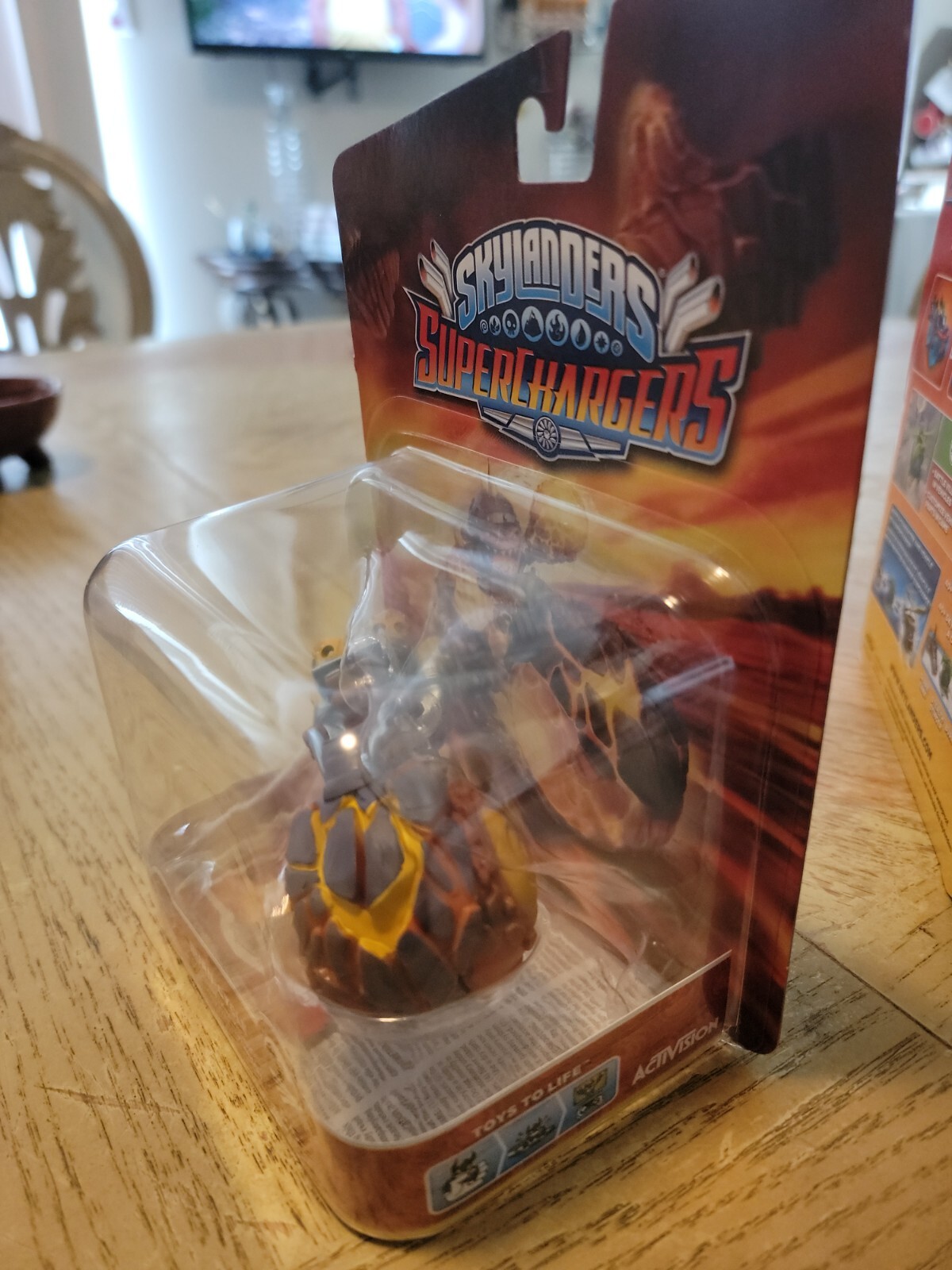 NEW-2015 SKYLANDERS SUPERCHARGERS “BURN-CYCLE” FIGURE (FIRE) Never Opened