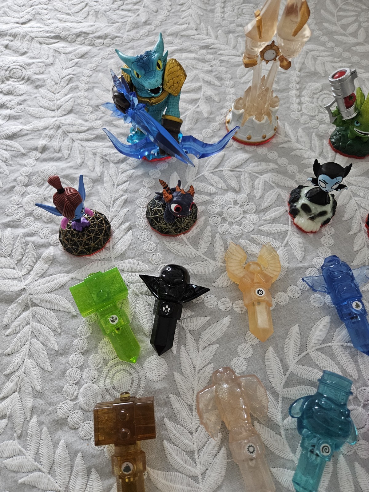 Skylanders Trap Team Small Collection With Light And Dark Traps *Untested