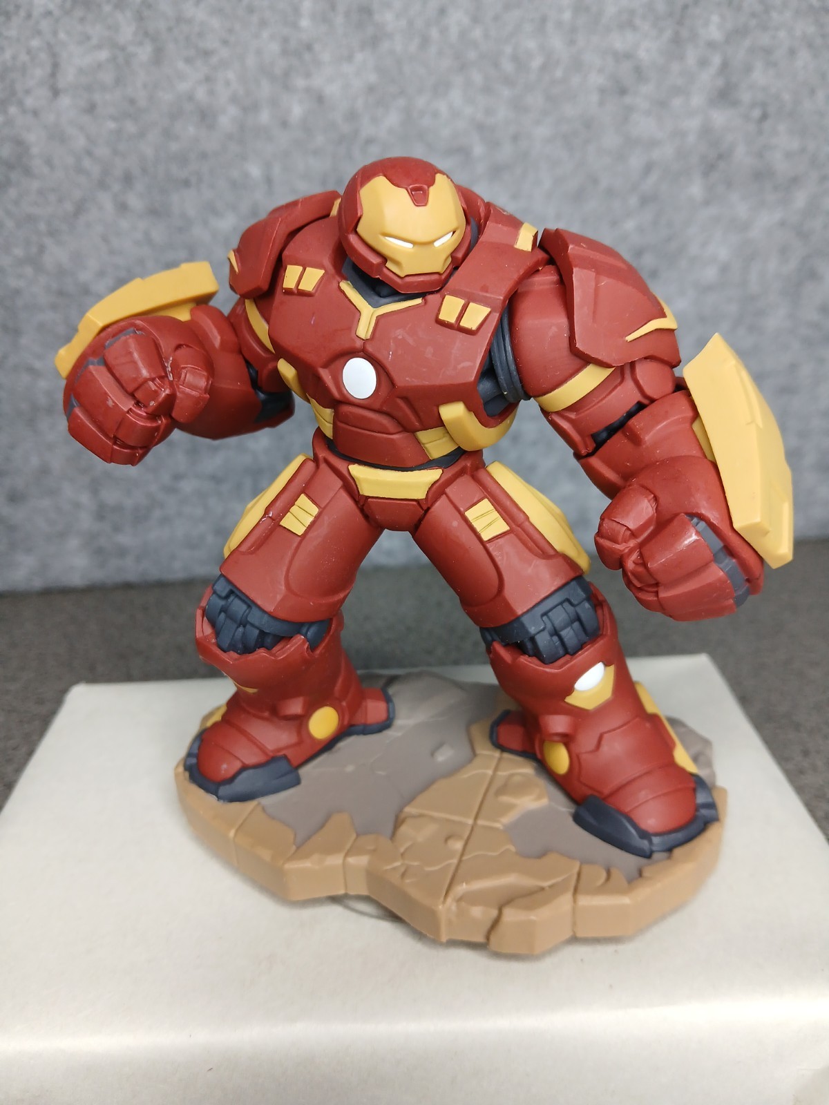 Disney Infinity 3.0 Marvel Lot Hulkbuster Iron Man Captain America Vision