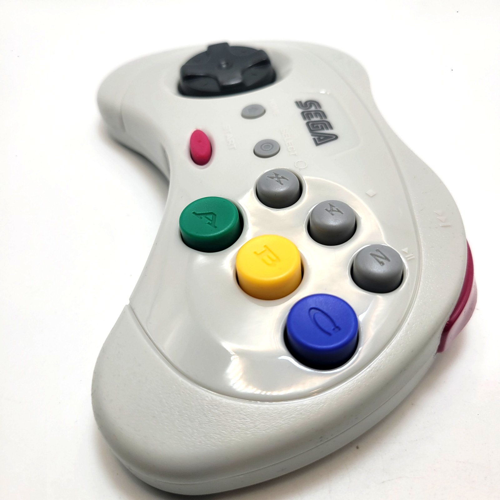 Retro-Bit 2.4GHz V2 Wireless Controller 8-Button Sega Saturn, Genesis Mini White