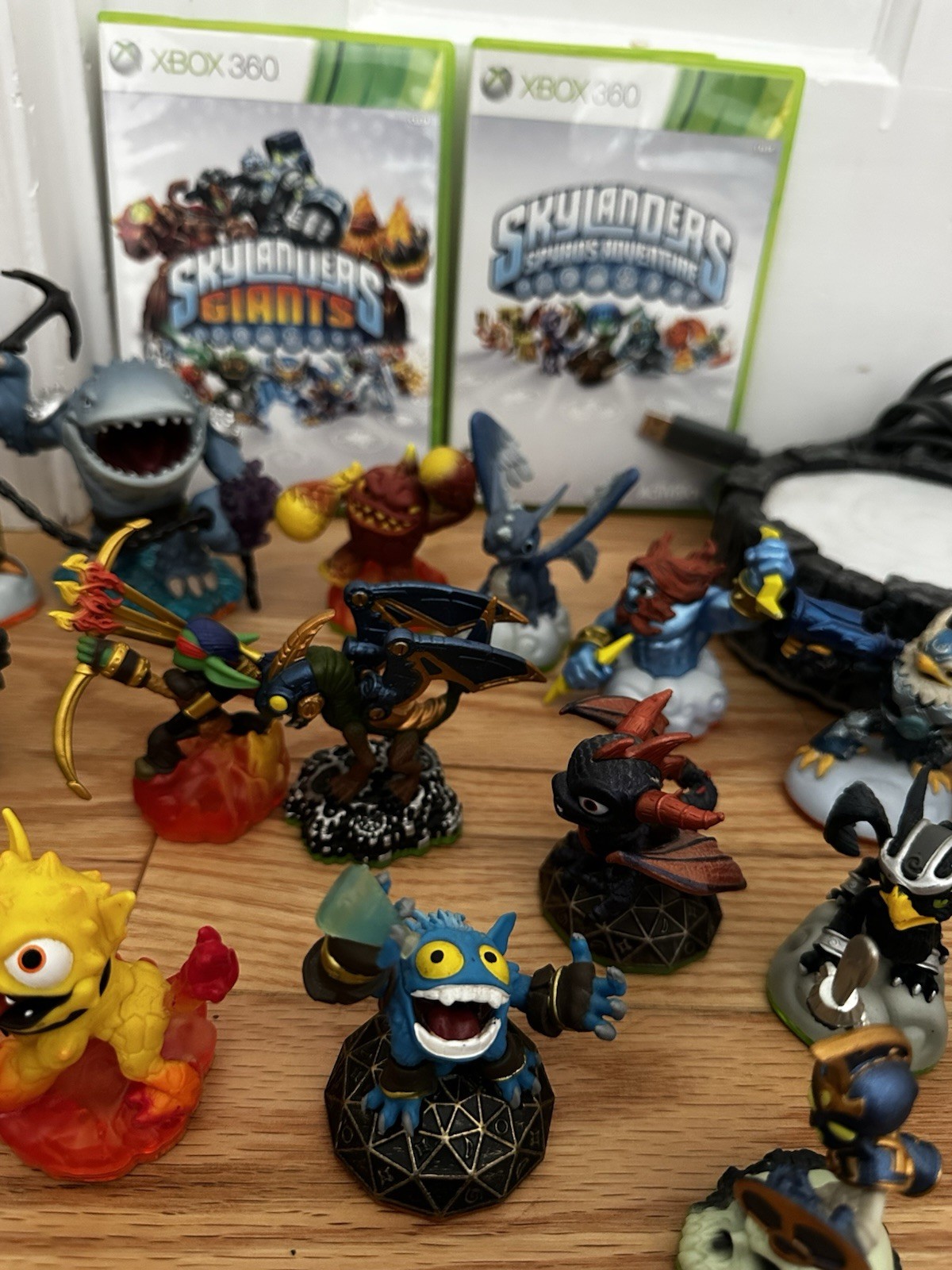 Skylander Giants Collectible Figures