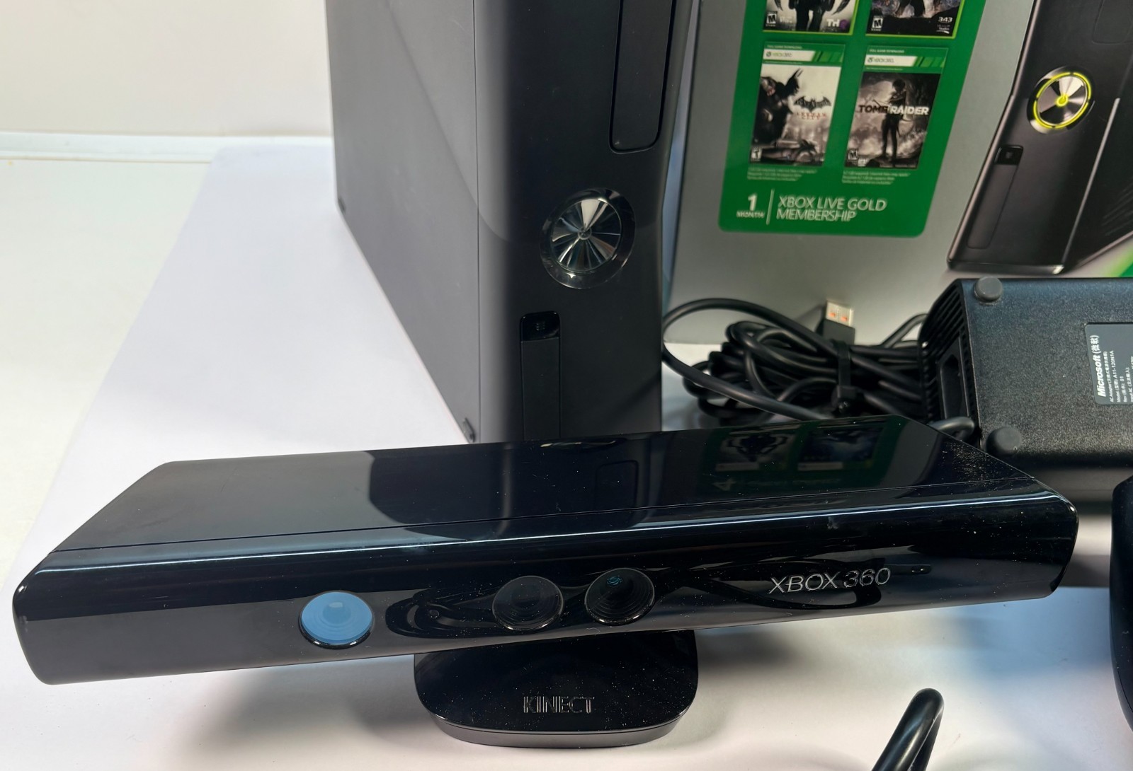 Microsoft Xbox 360 E 250GB Console Bundle Kinect Box Controller Tested Works
