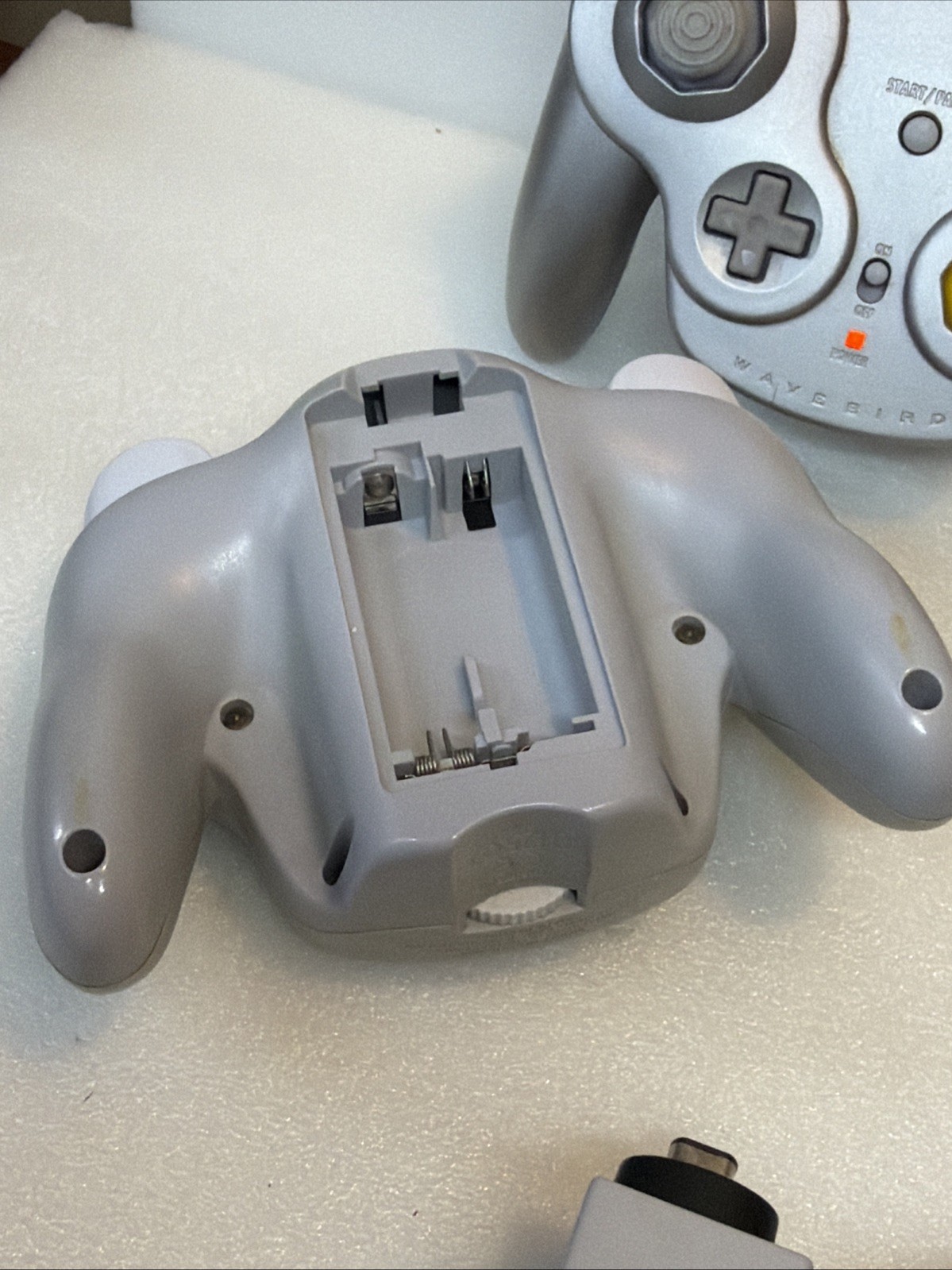 Lot Of 4 Nintendo GameCube Platinum Wavebird Controllers with Receivers UNTESTED