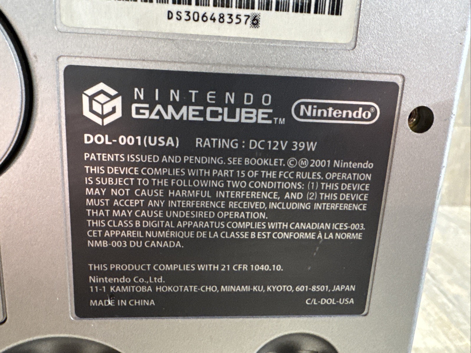 Nintendo GameCube Platinum Silver DOL-001(USA) Console W/ Games