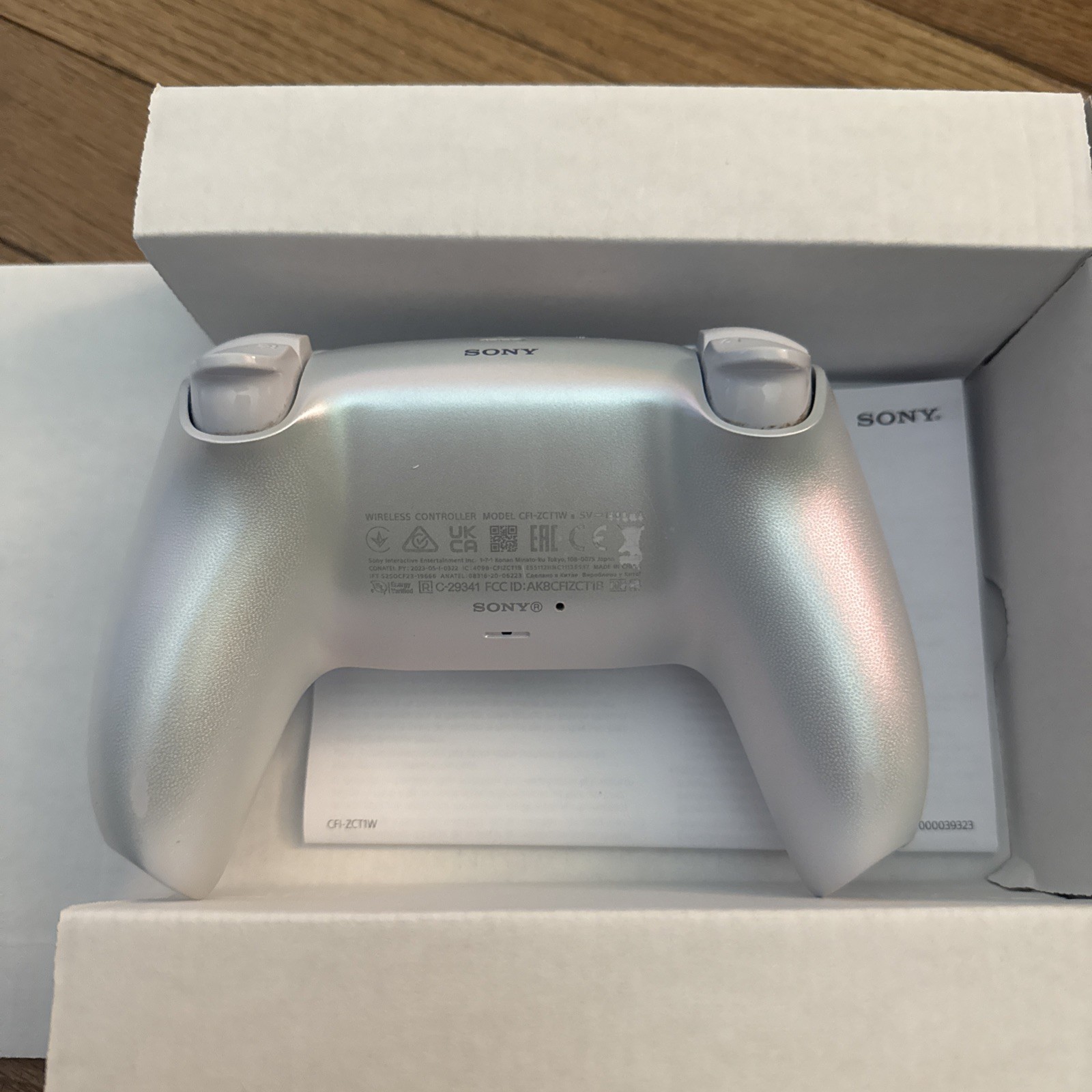 Sony PlayStation 5 Dualsense Wireless Controller – Chroma Pearl