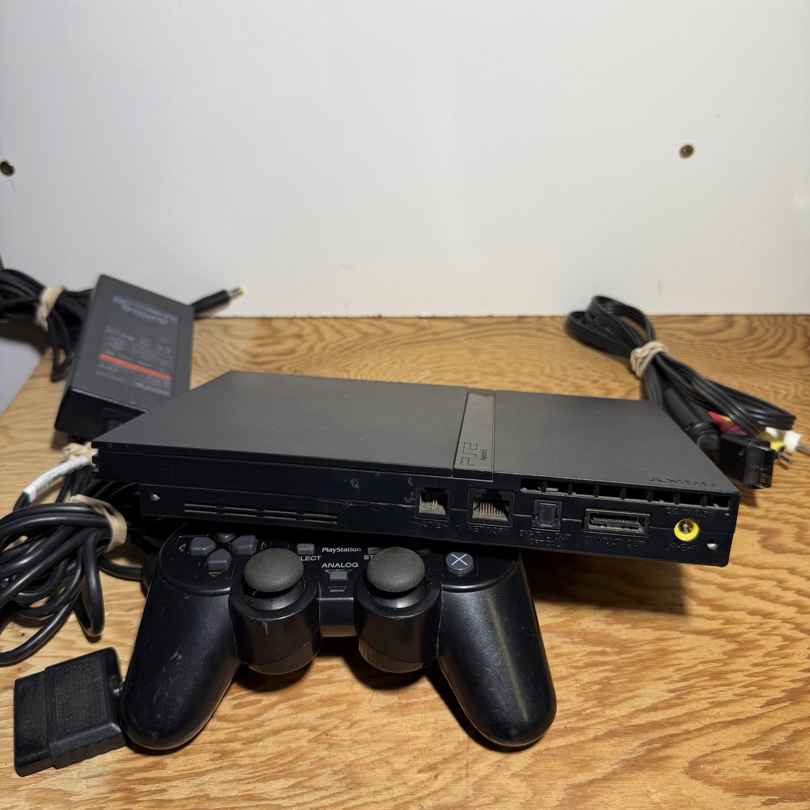 Sony PlayStation 2 Slim PS2 Console SCPH-70012 W/ Controller, Cords & Memory