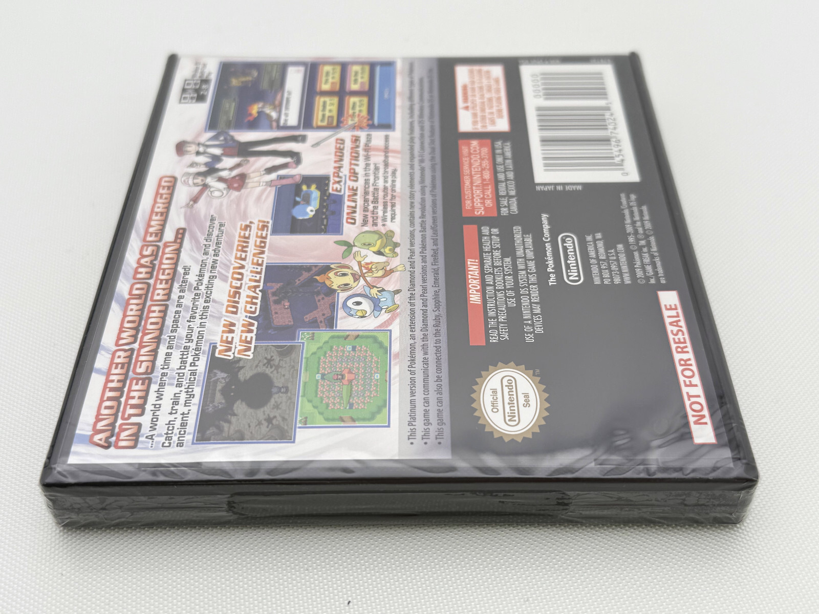 New! Pokemon Platinum Version Big Box Walmart Bonus Bundle Version w/Figure