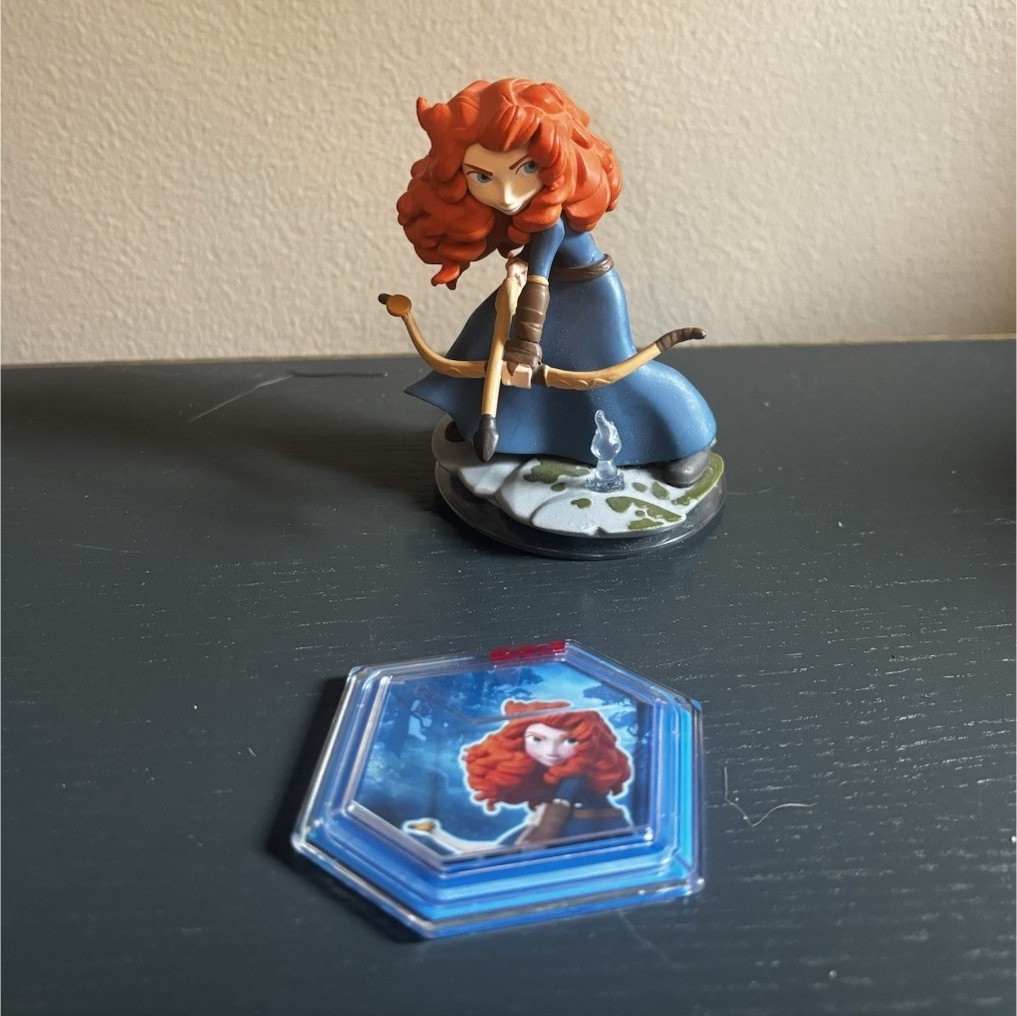 Disney Infinity 2.0 Merida Character Figure + Power Disc Lot 2014 INF-1000118