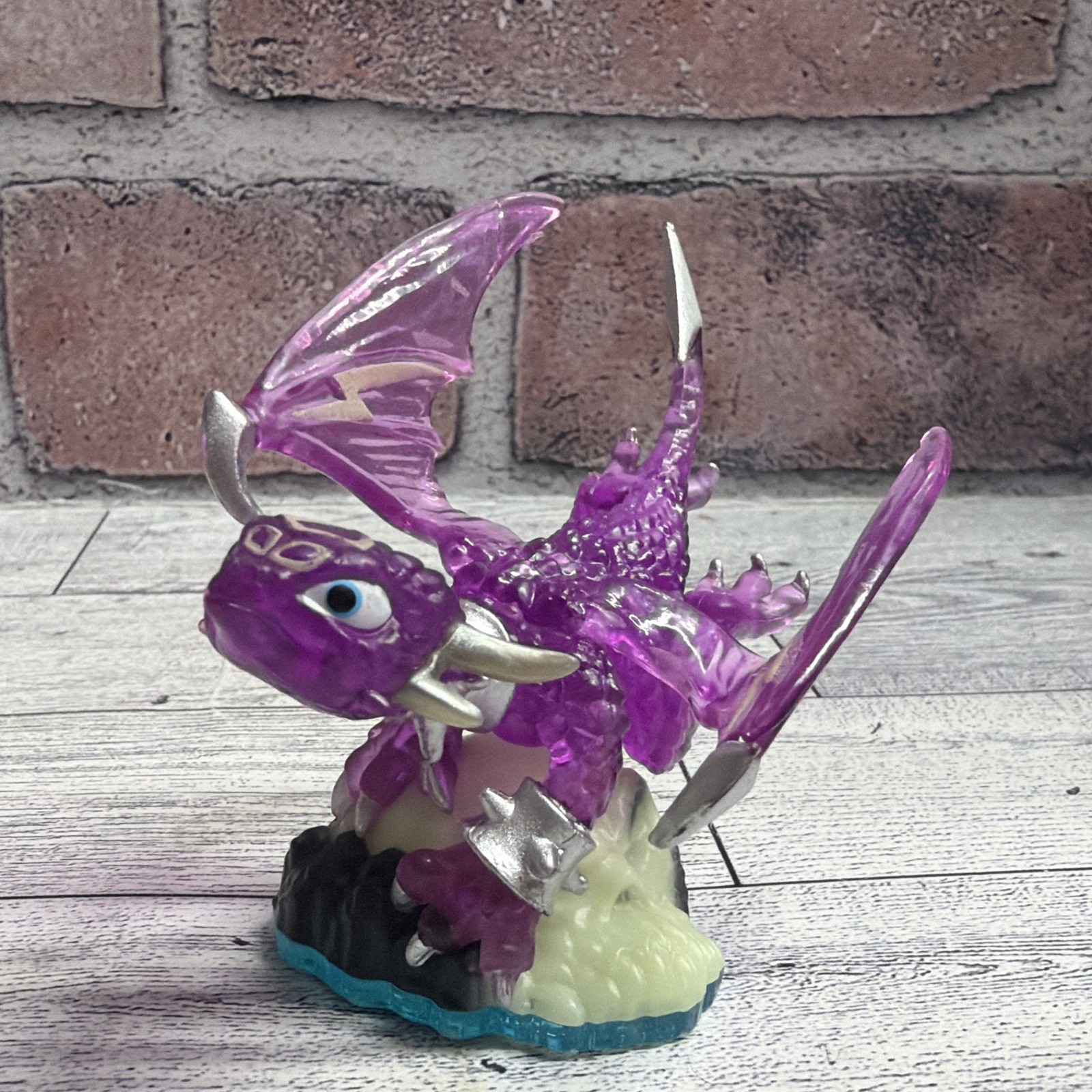 Skylanders Lot Of 4 Figures Smolderdash, Phantom Cynder,Flashwing, Ninja Elf